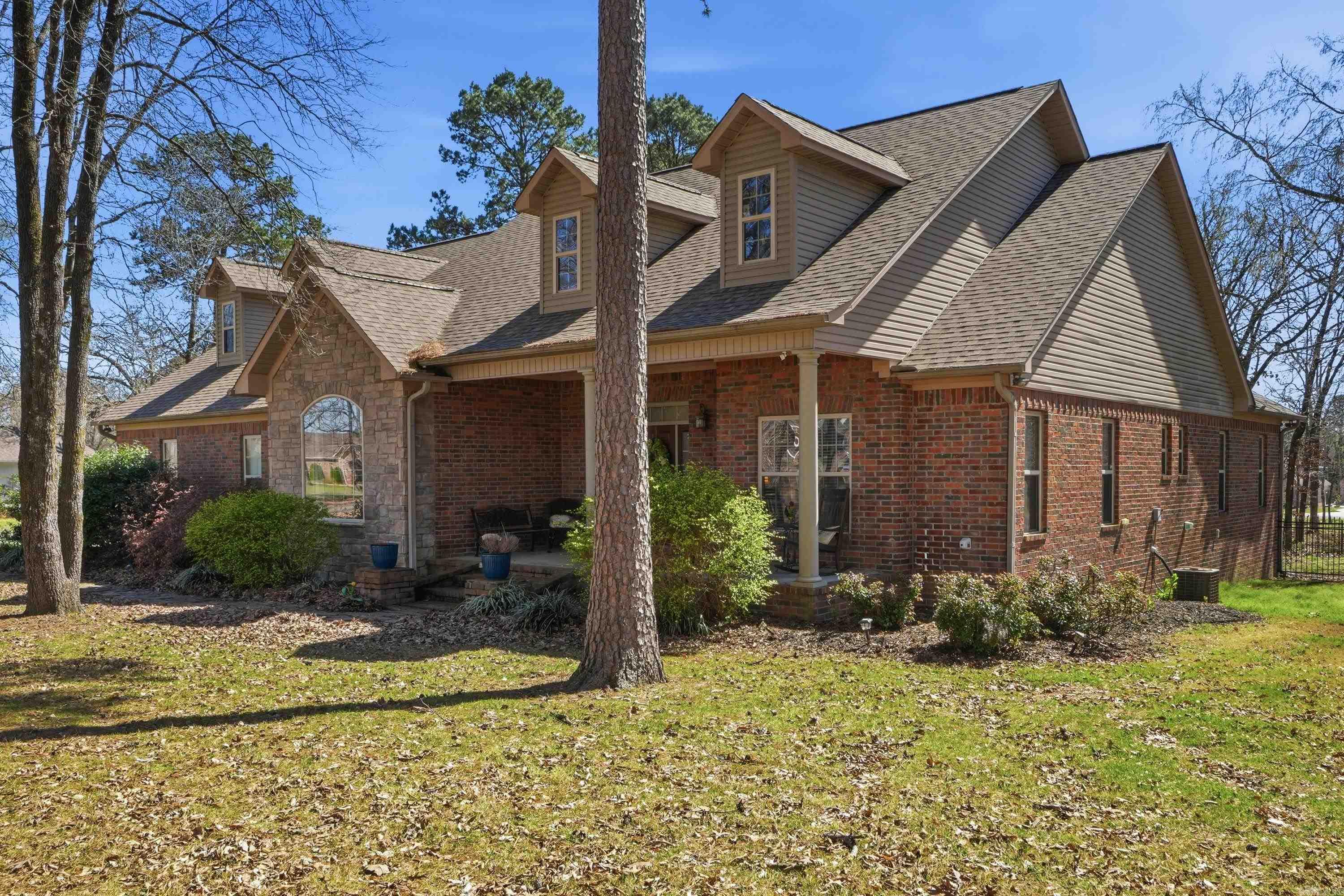 2835 Glohaven  Conway, AR