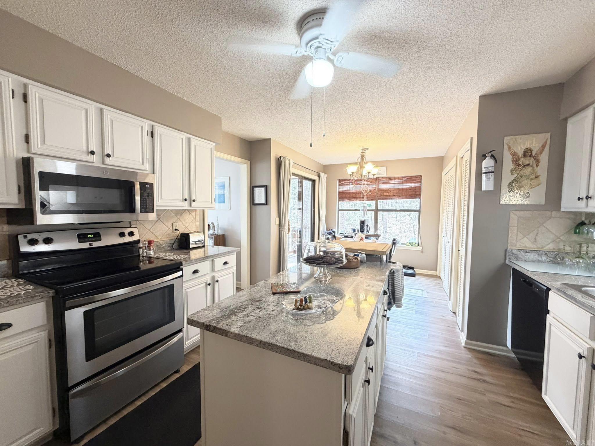 142 Glenwood  Fairfield Bay, AR