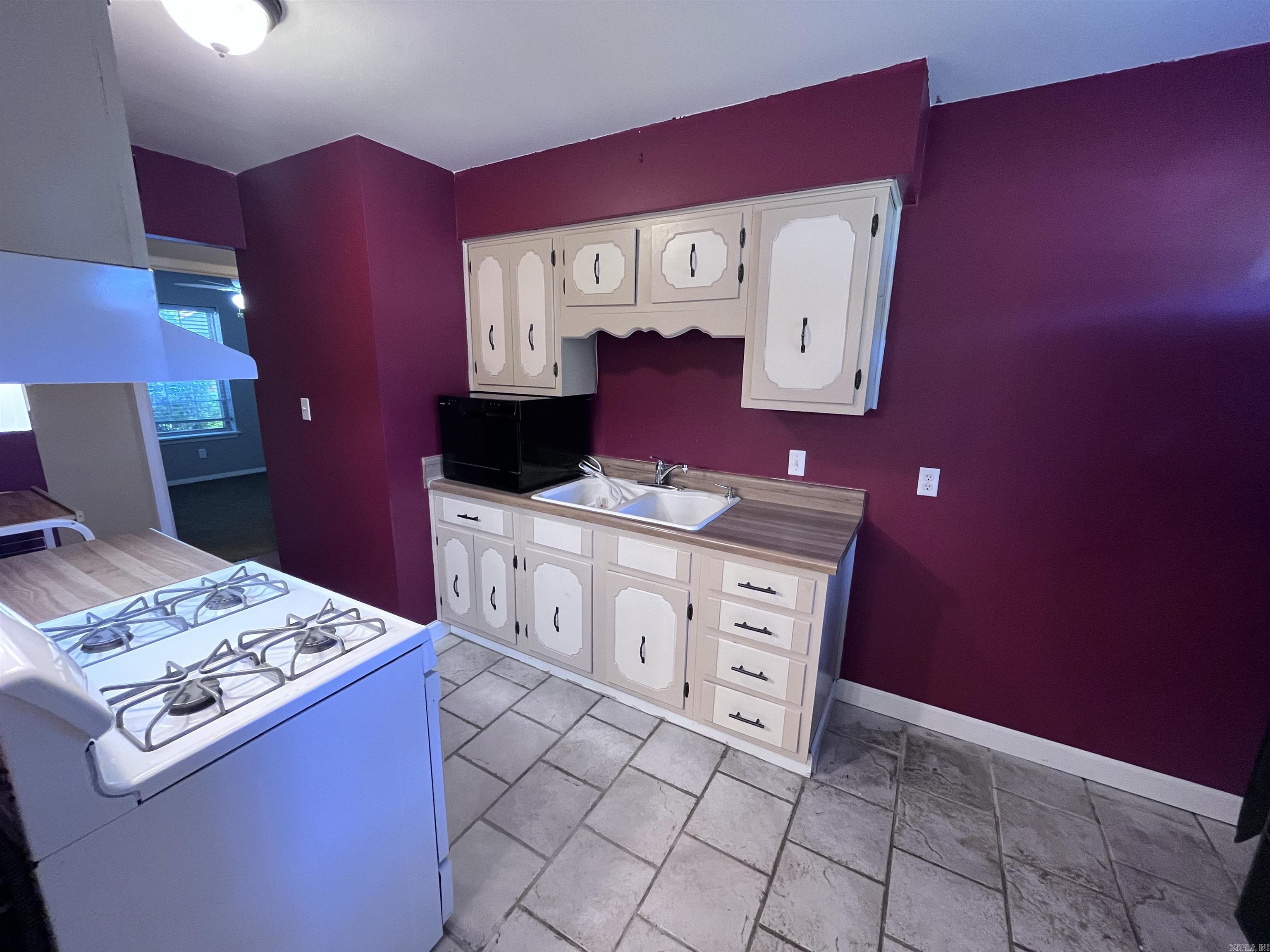 188 Meadowick  Sherwood, AR