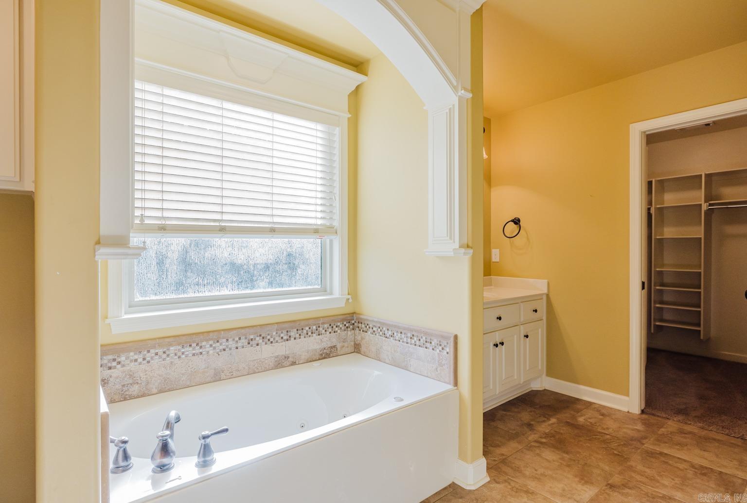 2705 Finley Loop  Bryant, AR