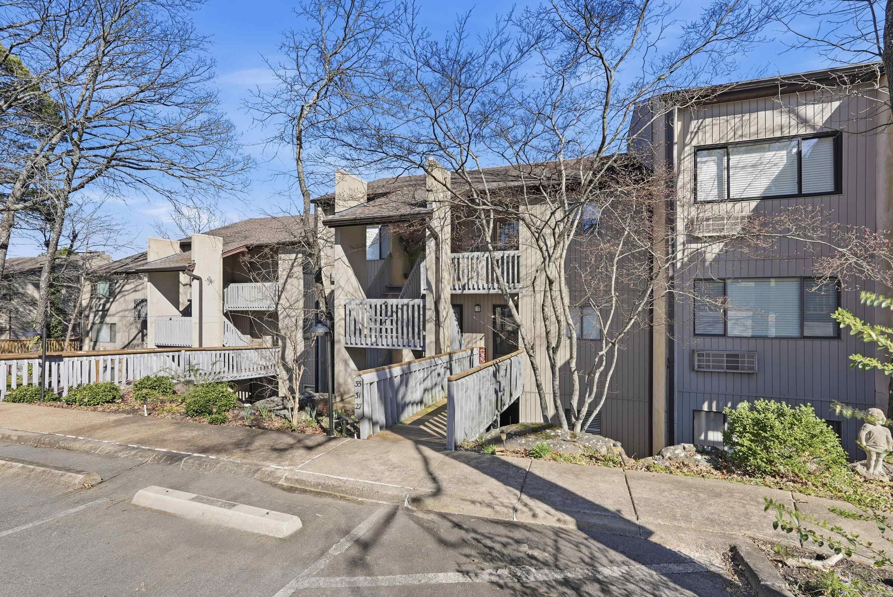 125 Chelsea Unit 27  Fairfield Bay, AR