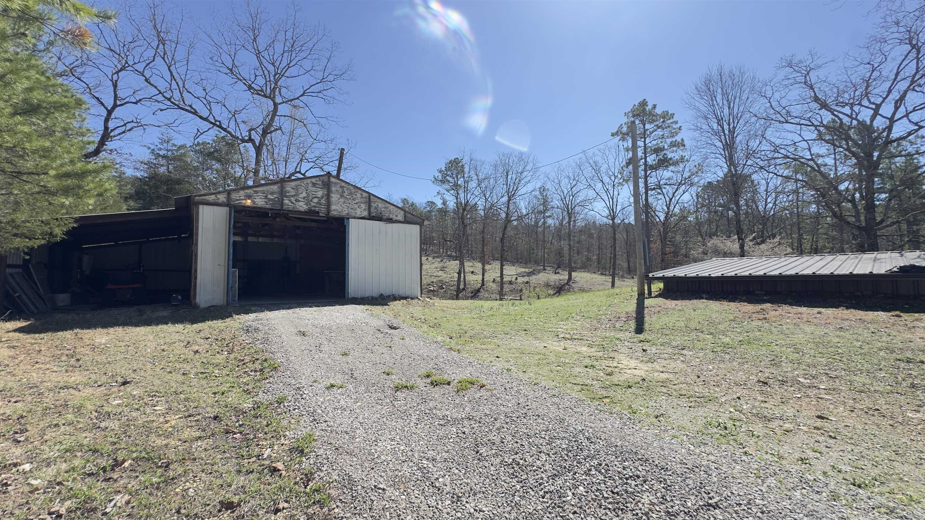 298 Red Lamb  Melbourne, AR