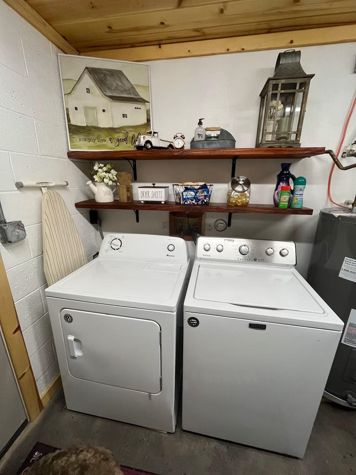 298 Red Lamb  Melbourne, AR