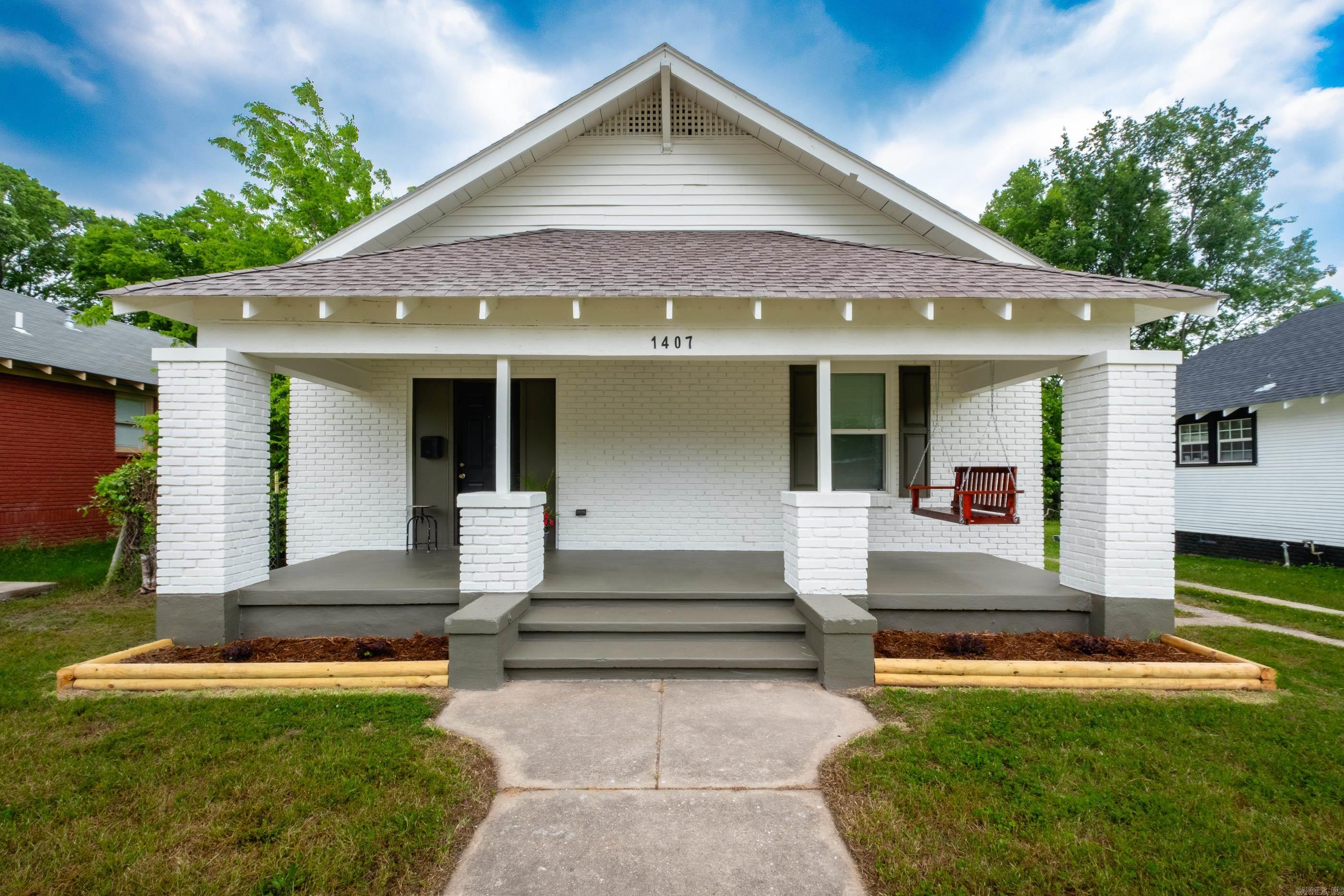 1407 Hanger  Little Rock, AR