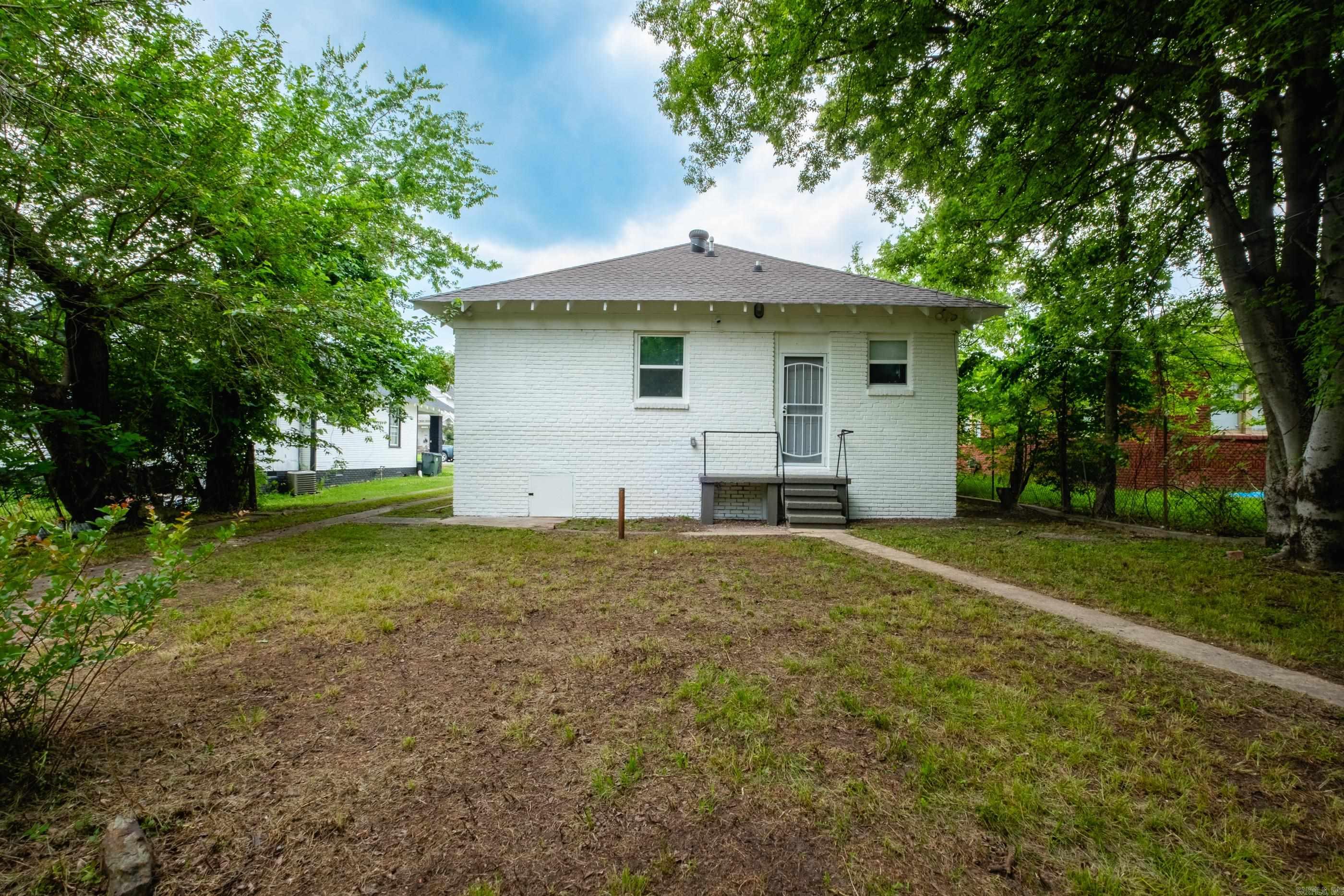 1407 Hanger  Little Rock, AR