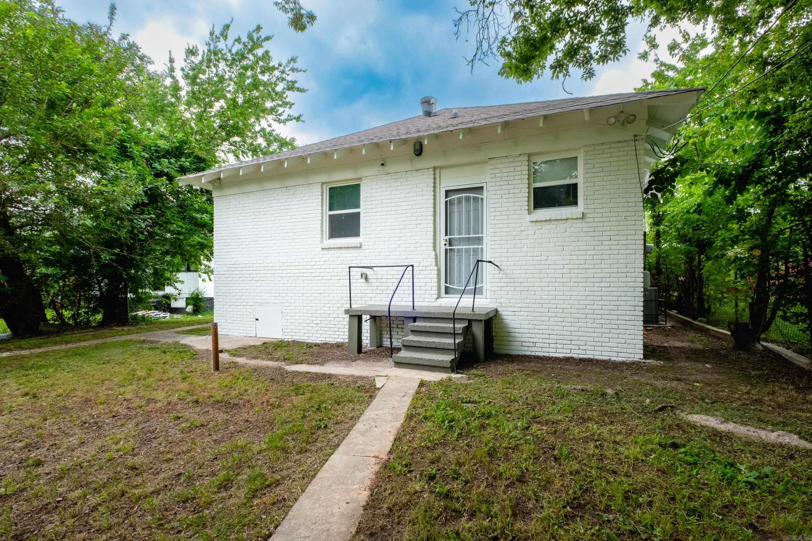 1407 Hanger  Little Rock, AR