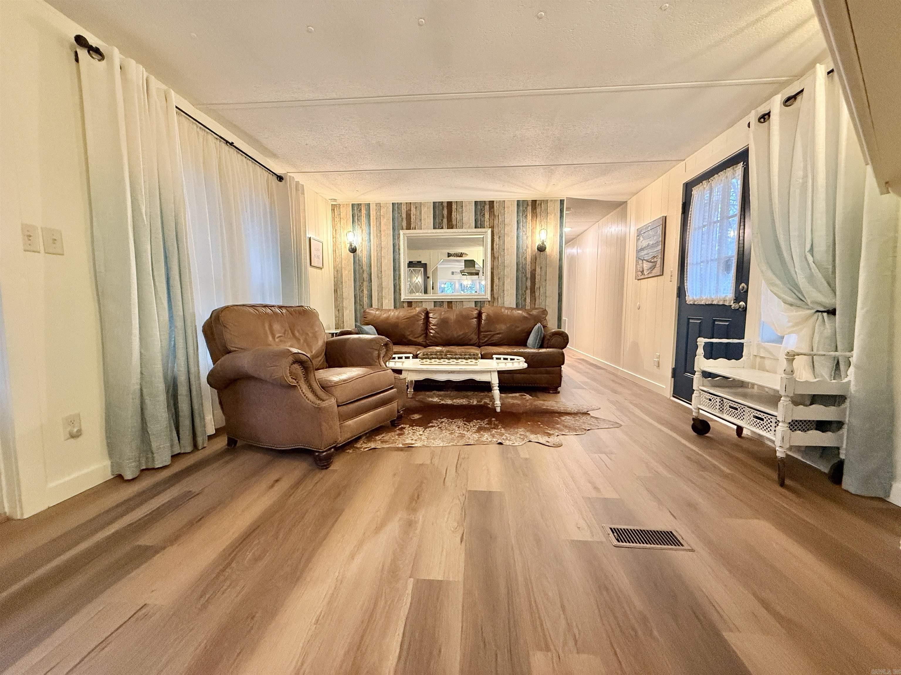 373 Rachael Dr.  Shirley, AR