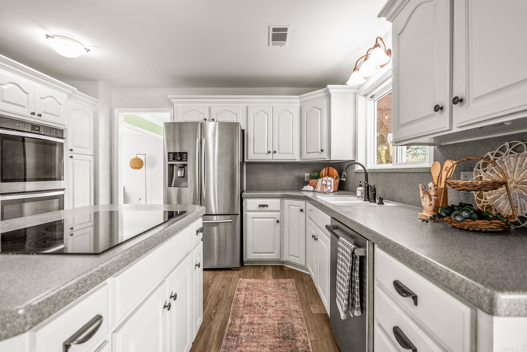 62 Mill Creek Drive  Greenbrier, AR