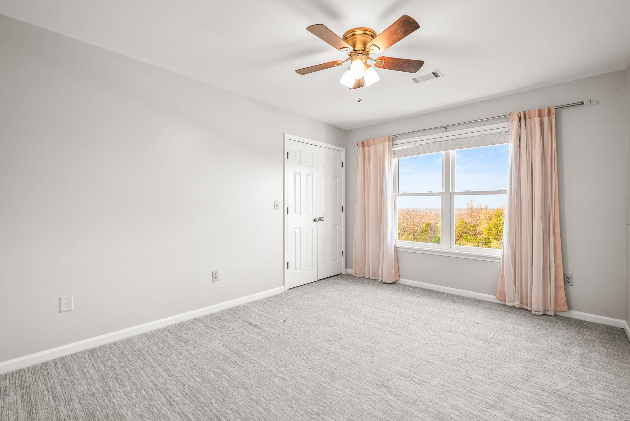 62 Mill Creek Drive  Greenbrier, AR