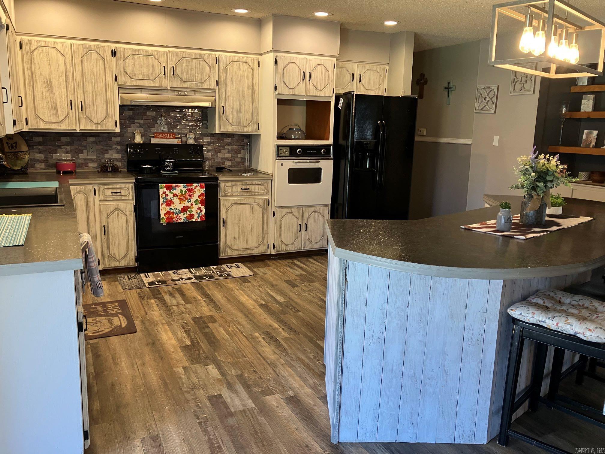 137 Rolling Fork Dr  De Queen, AR