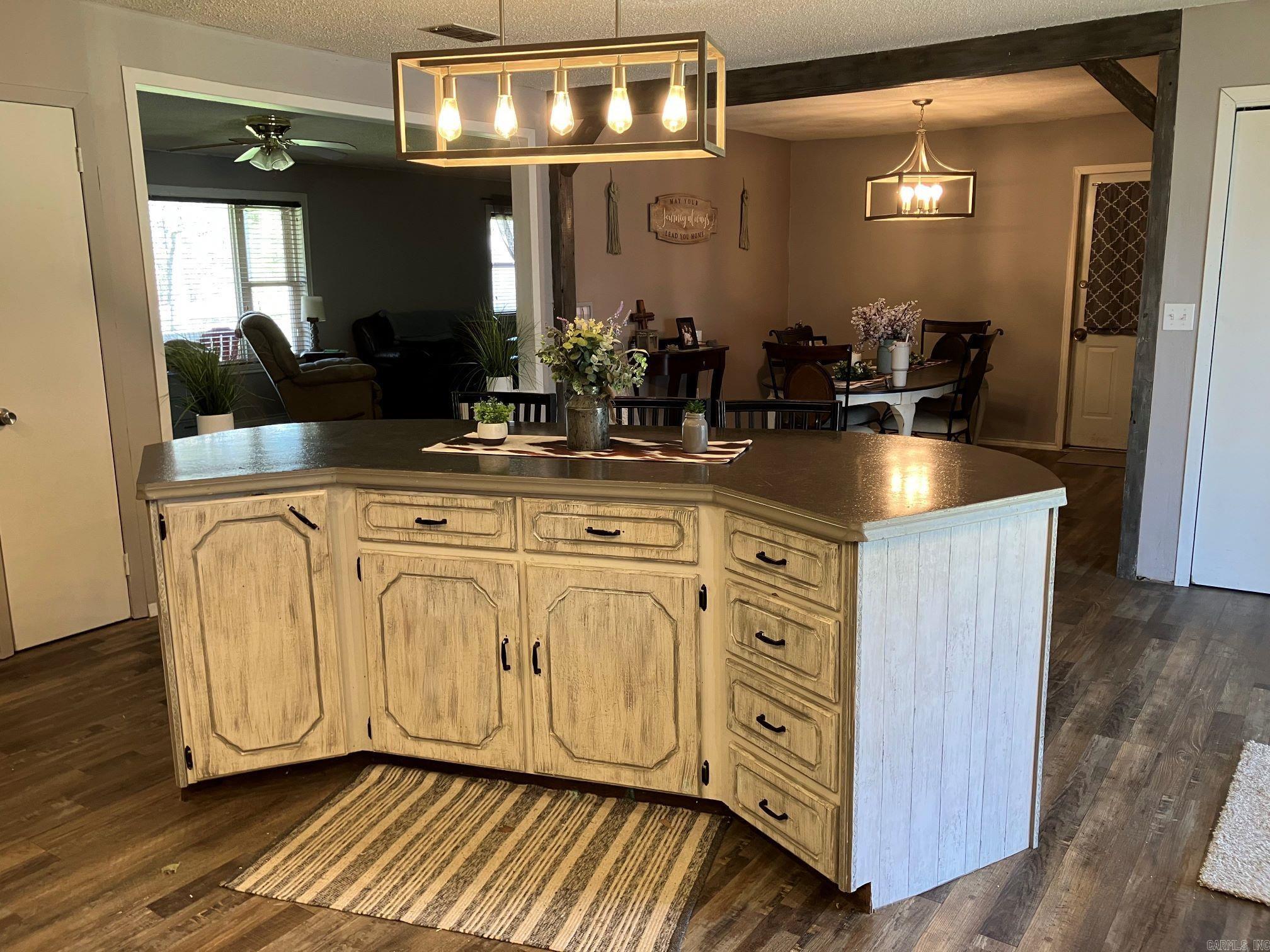 137 Rolling Fork Dr  De Queen, AR