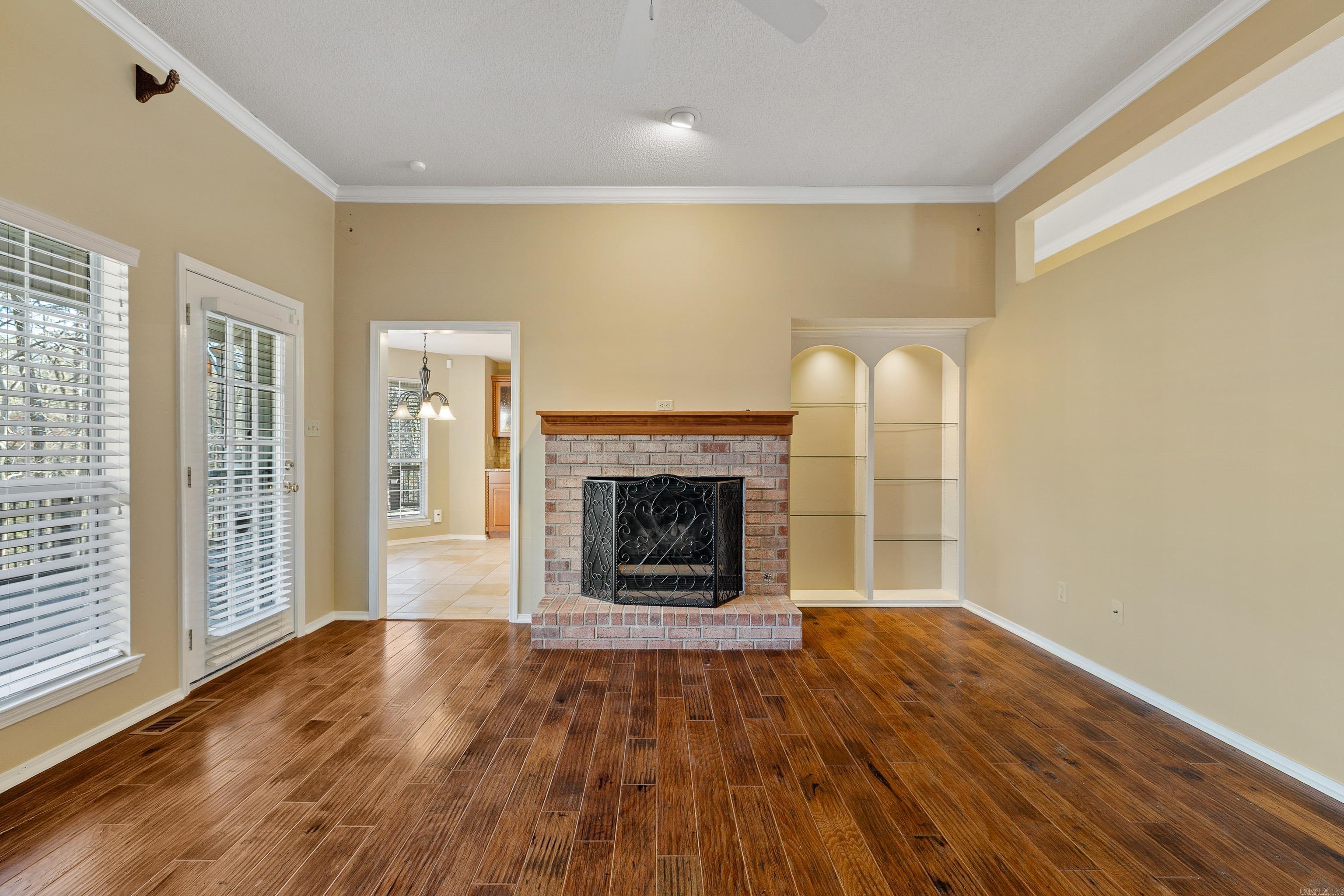 1215 River Oaks  Benton, AR