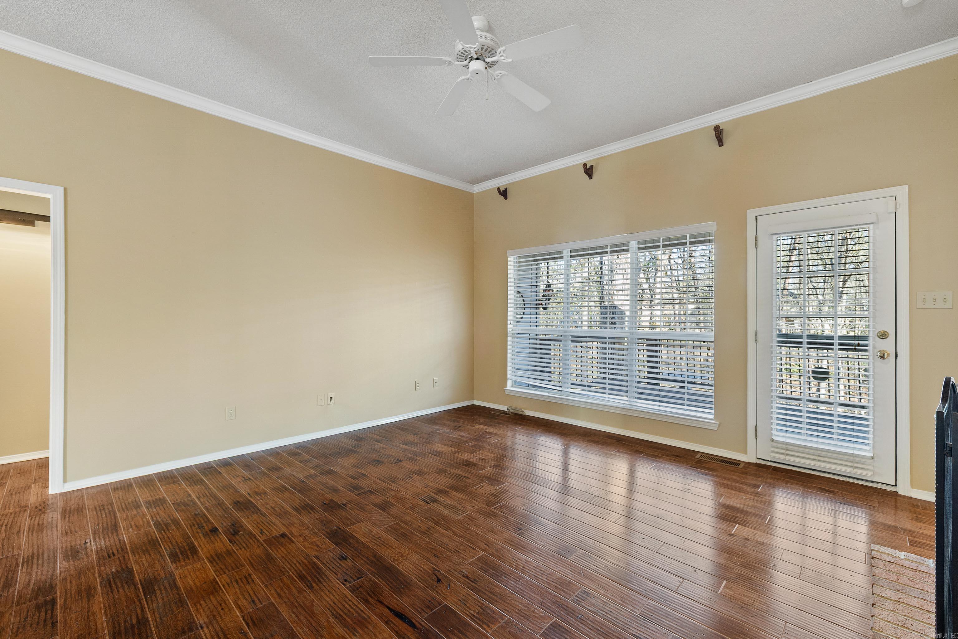 1215 River Oaks  Benton, AR