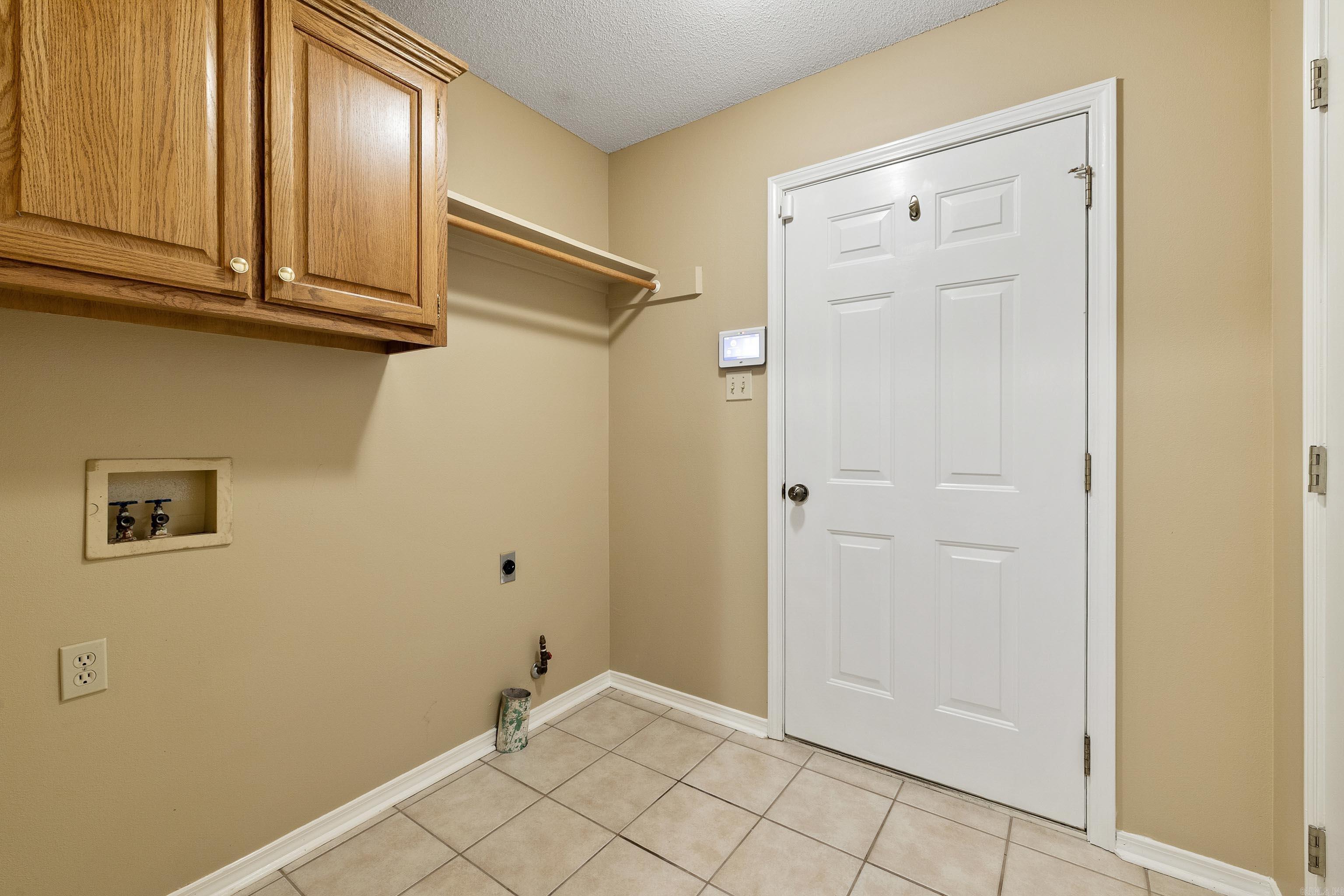 1215 River Oaks  Benton, AR