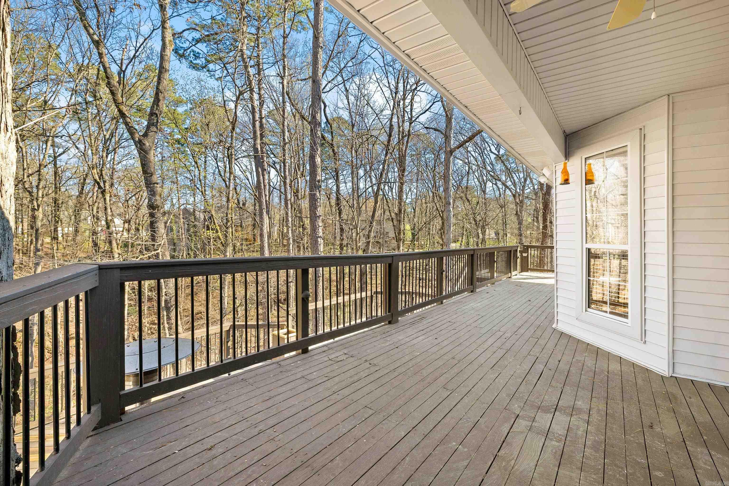 1215 River Oaks  Benton, AR