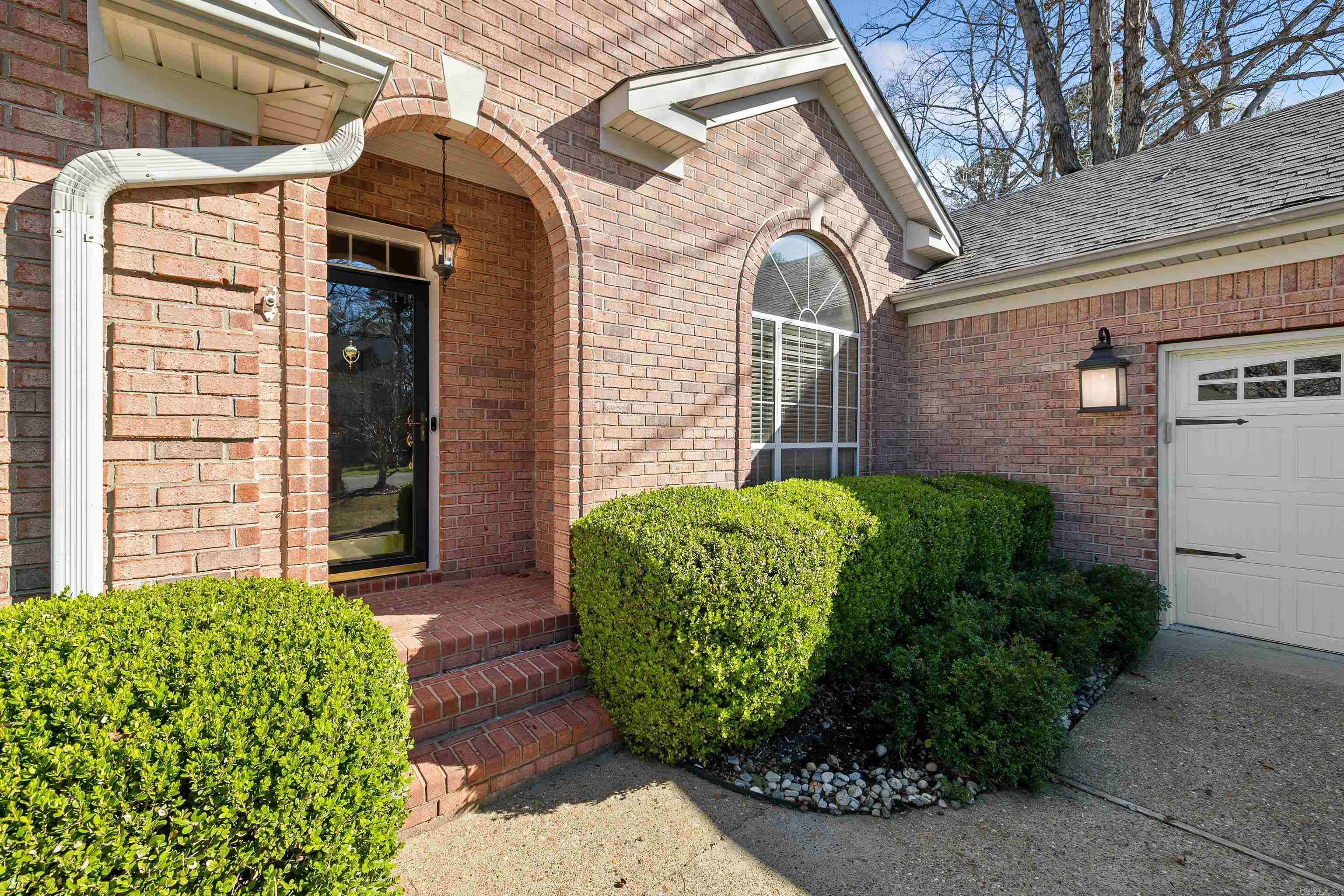 1215 River Oaks  Benton, AR