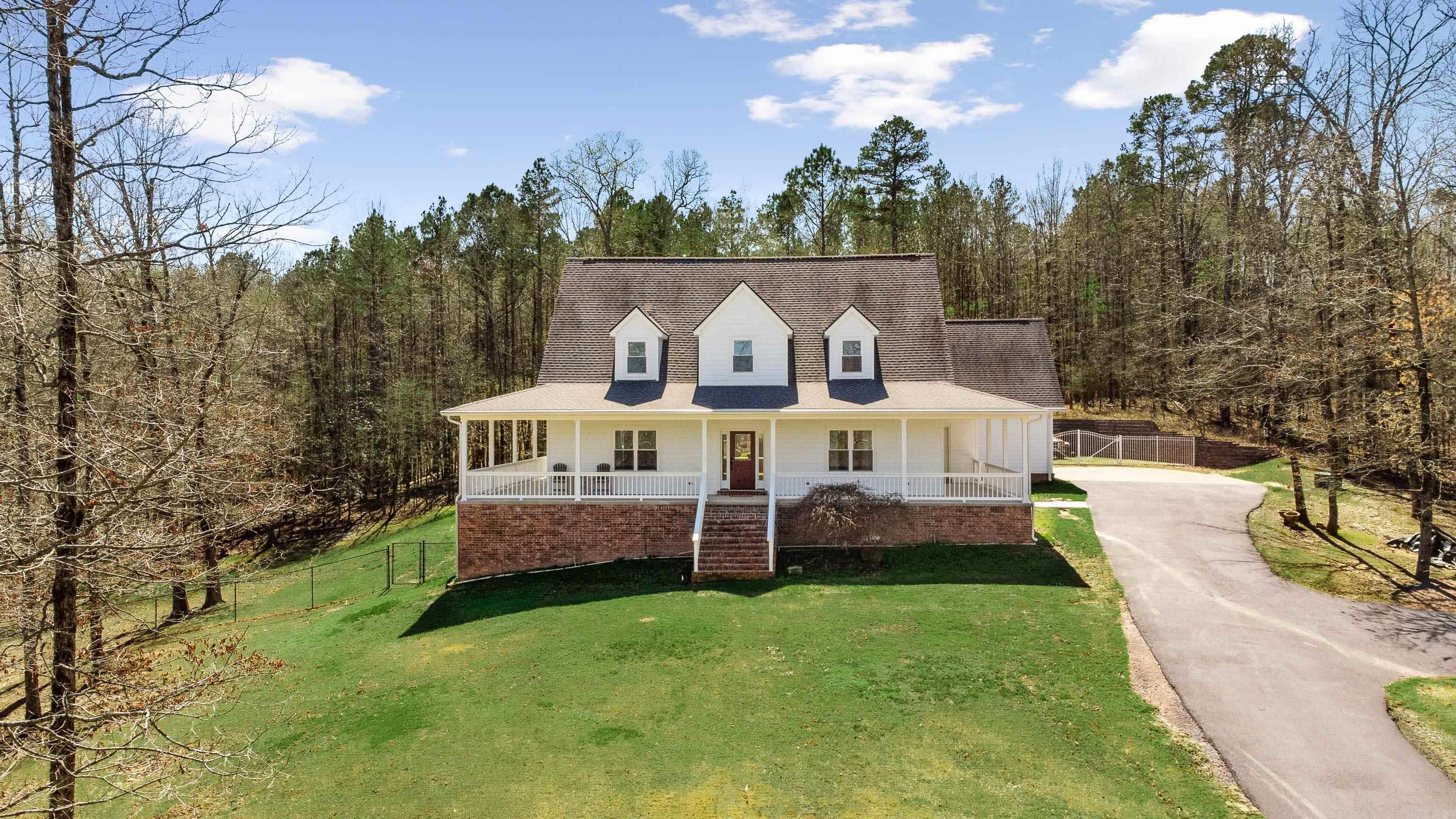 1119 Blue Grass  Benton, AR