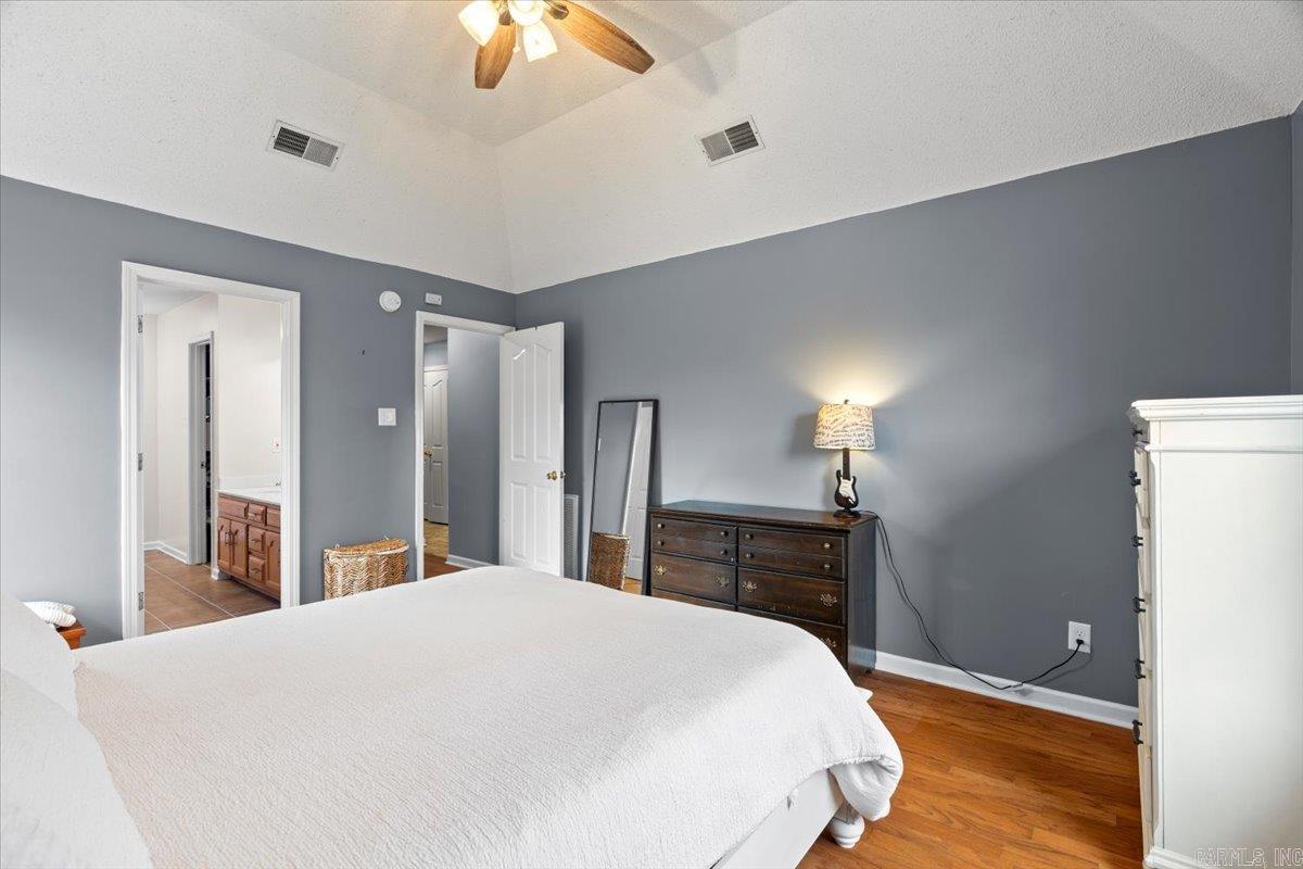 513 Edgewood  Marion, AR