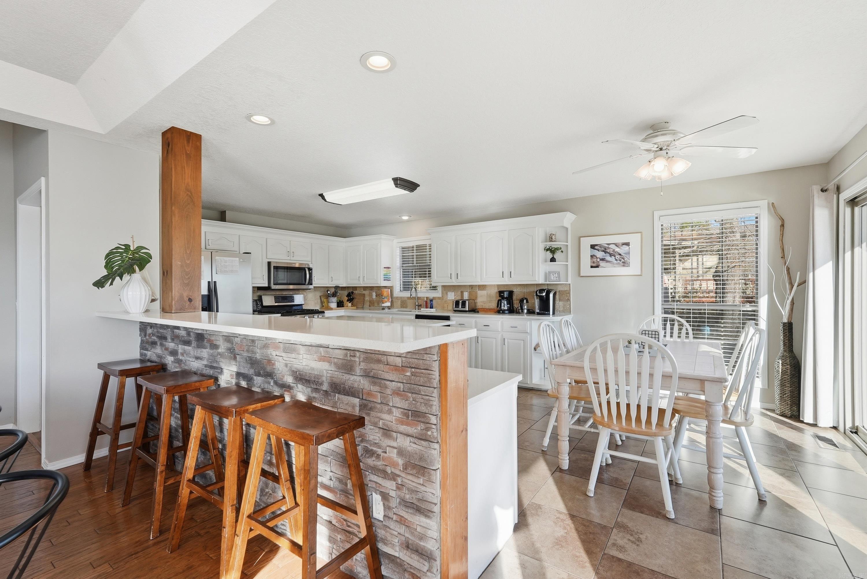 844 Davidson  Greers Ferry, AR