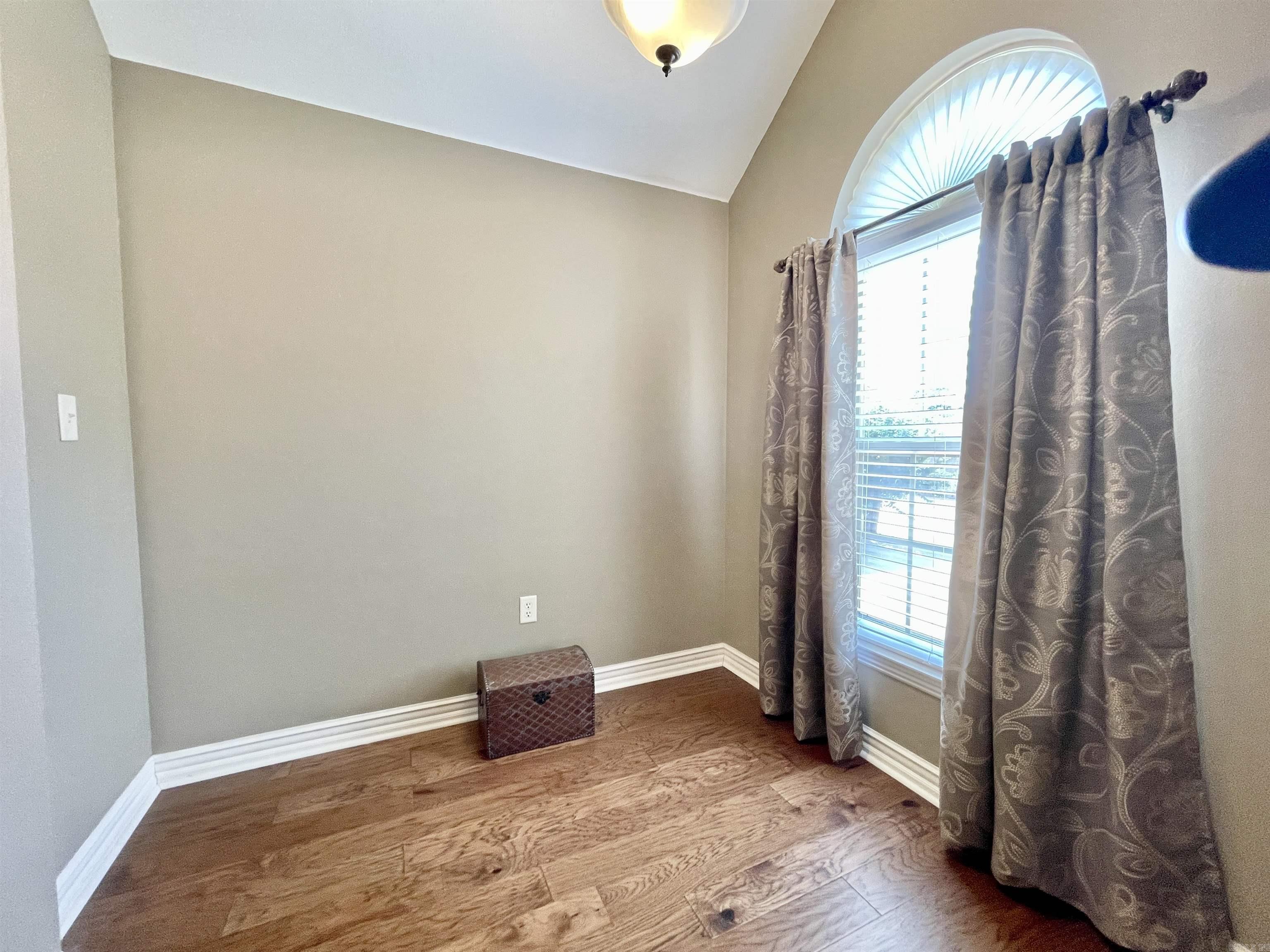 129 Pleasantwood Drive  Maumelle, AR