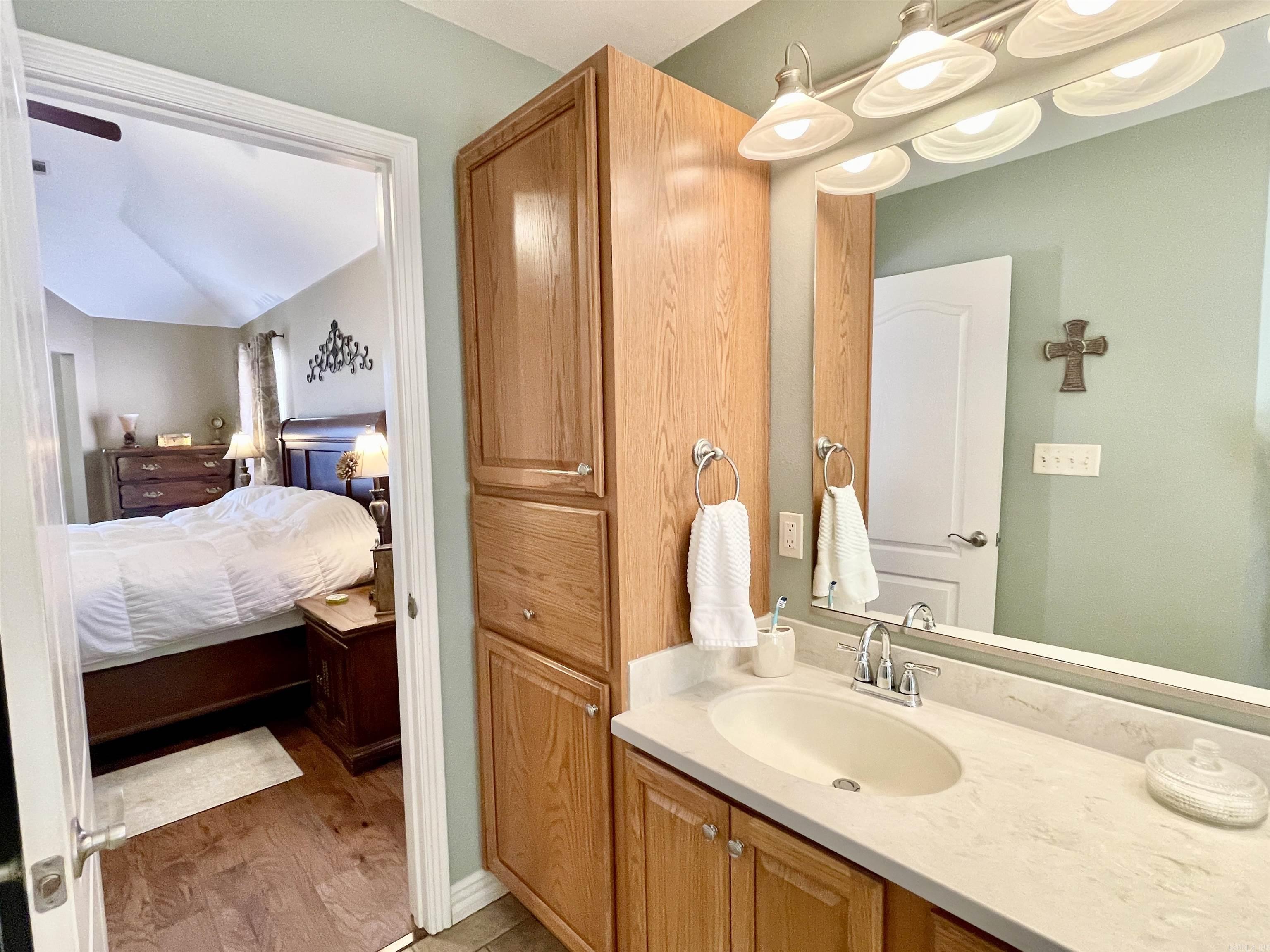 129 Pleasantwood Drive  Maumelle, AR