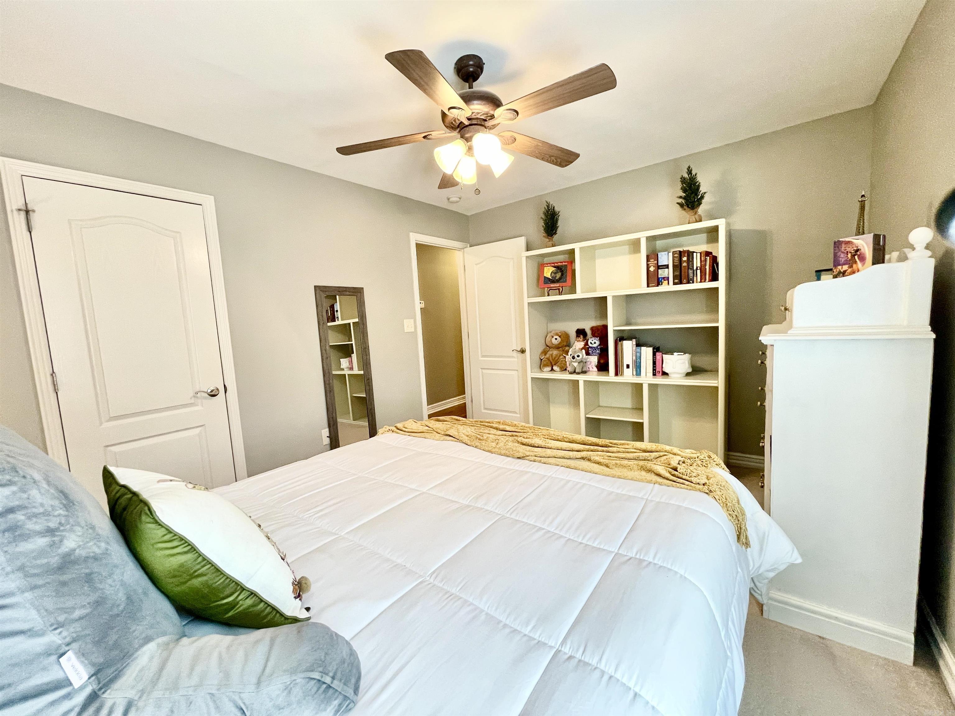 129 Pleasantwood Drive  Maumelle, AR