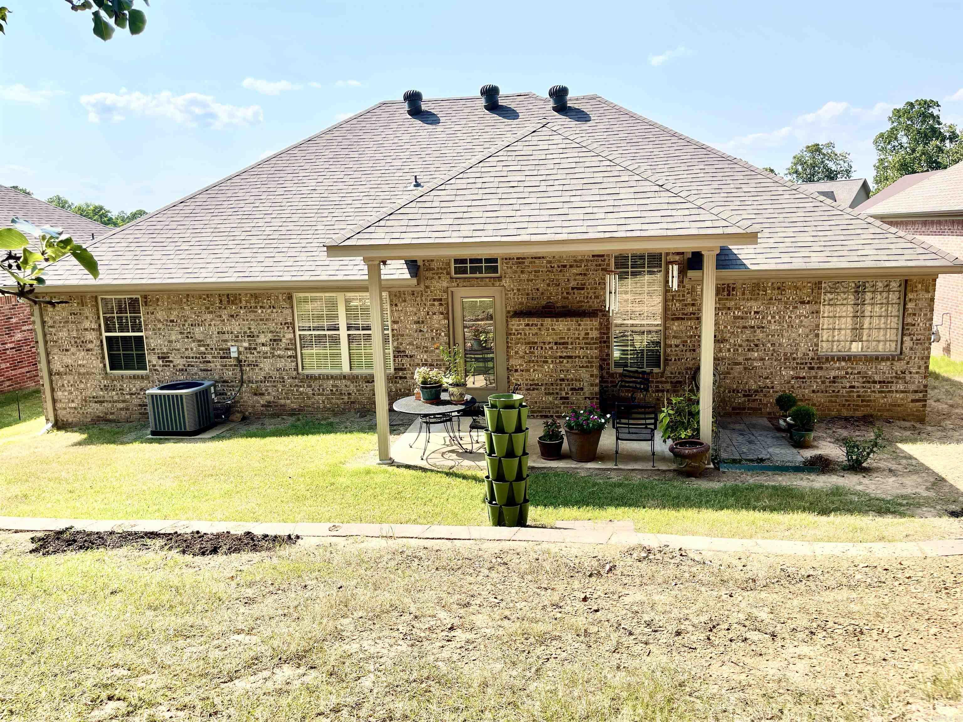 129 Pleasantwood Drive  Maumelle, AR