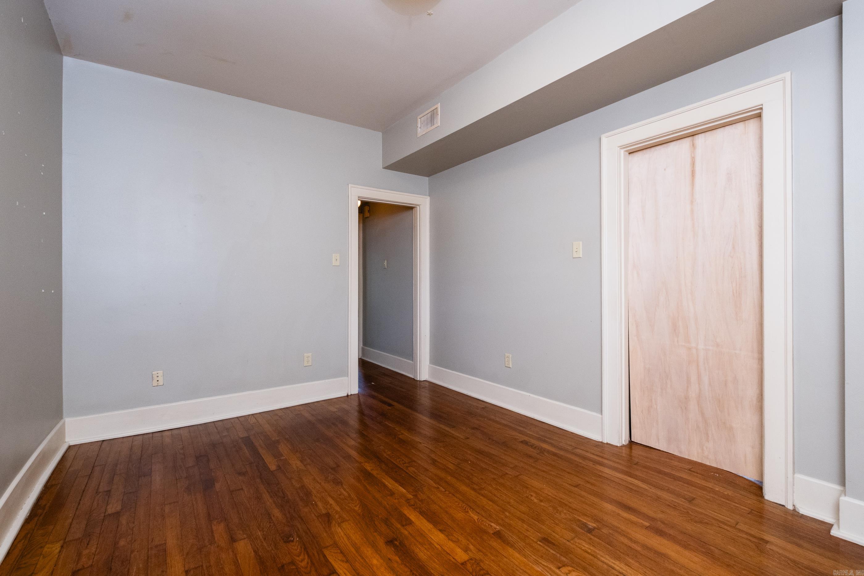 1874 S Gaines  Little Rock, AR