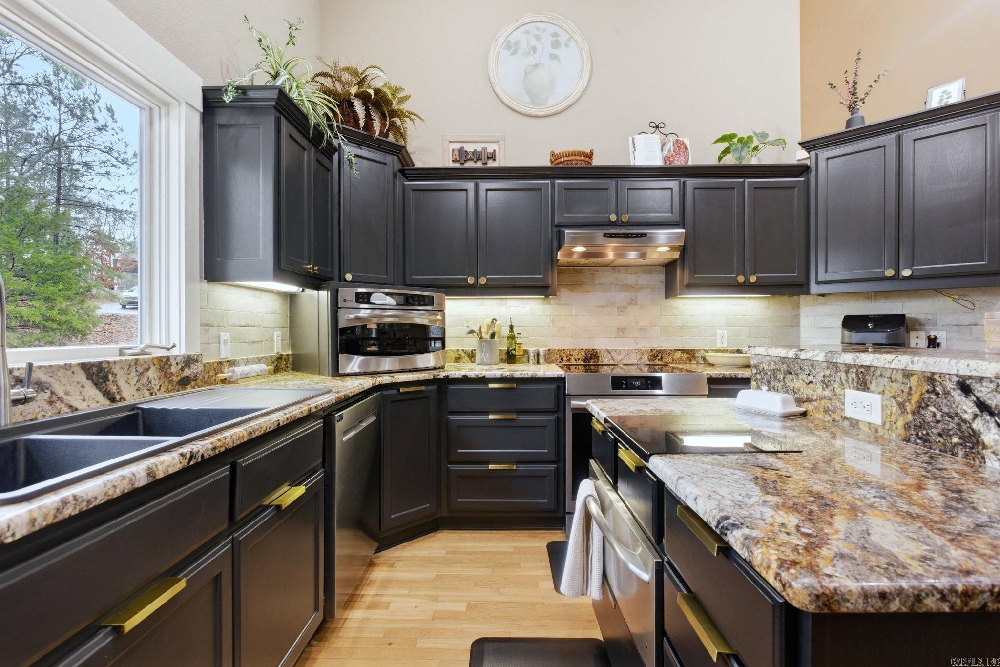 17 Vista Lane Hot Springs Village, AR 71909