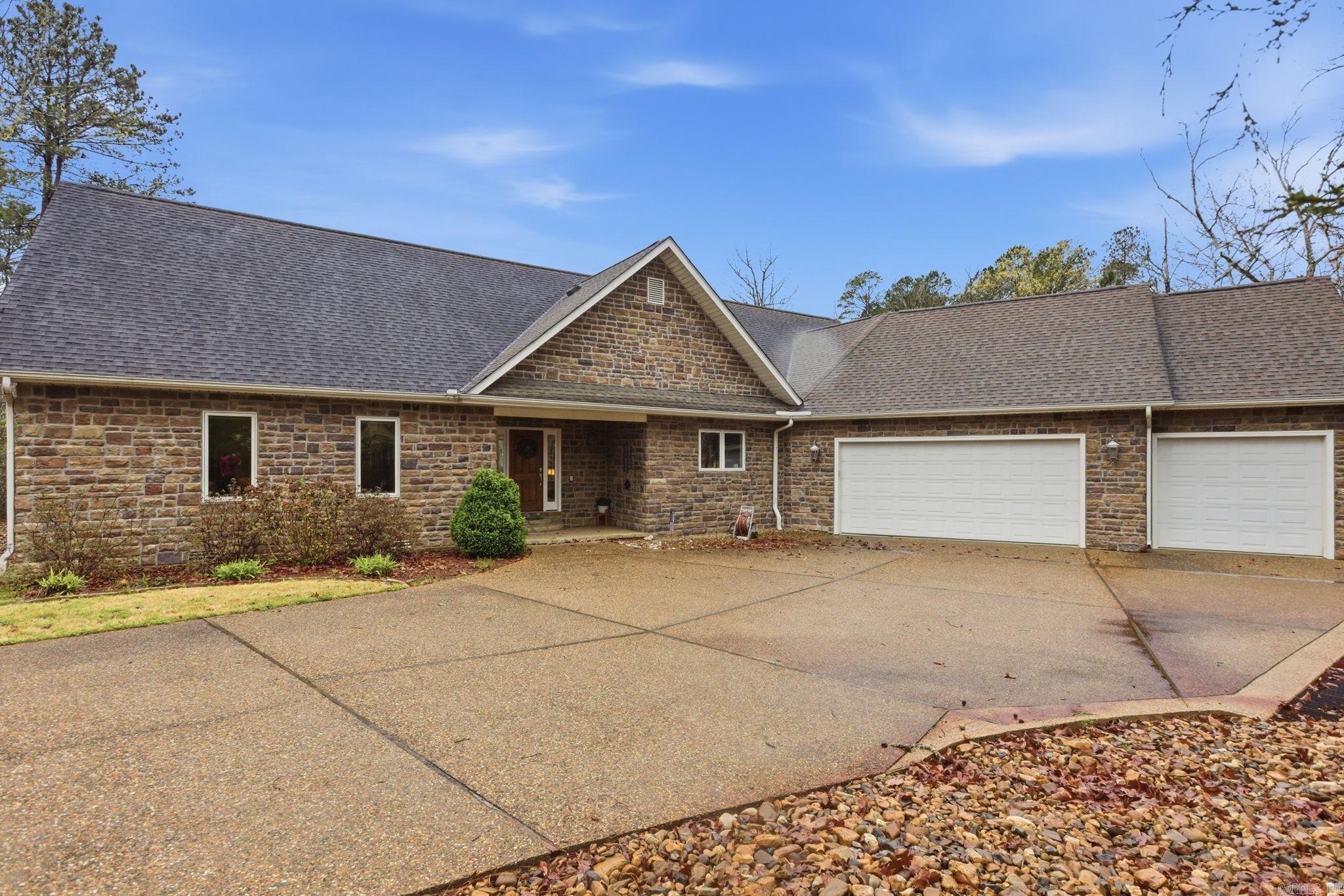 17 Vista Lane Hot Springs Village, AR 71909