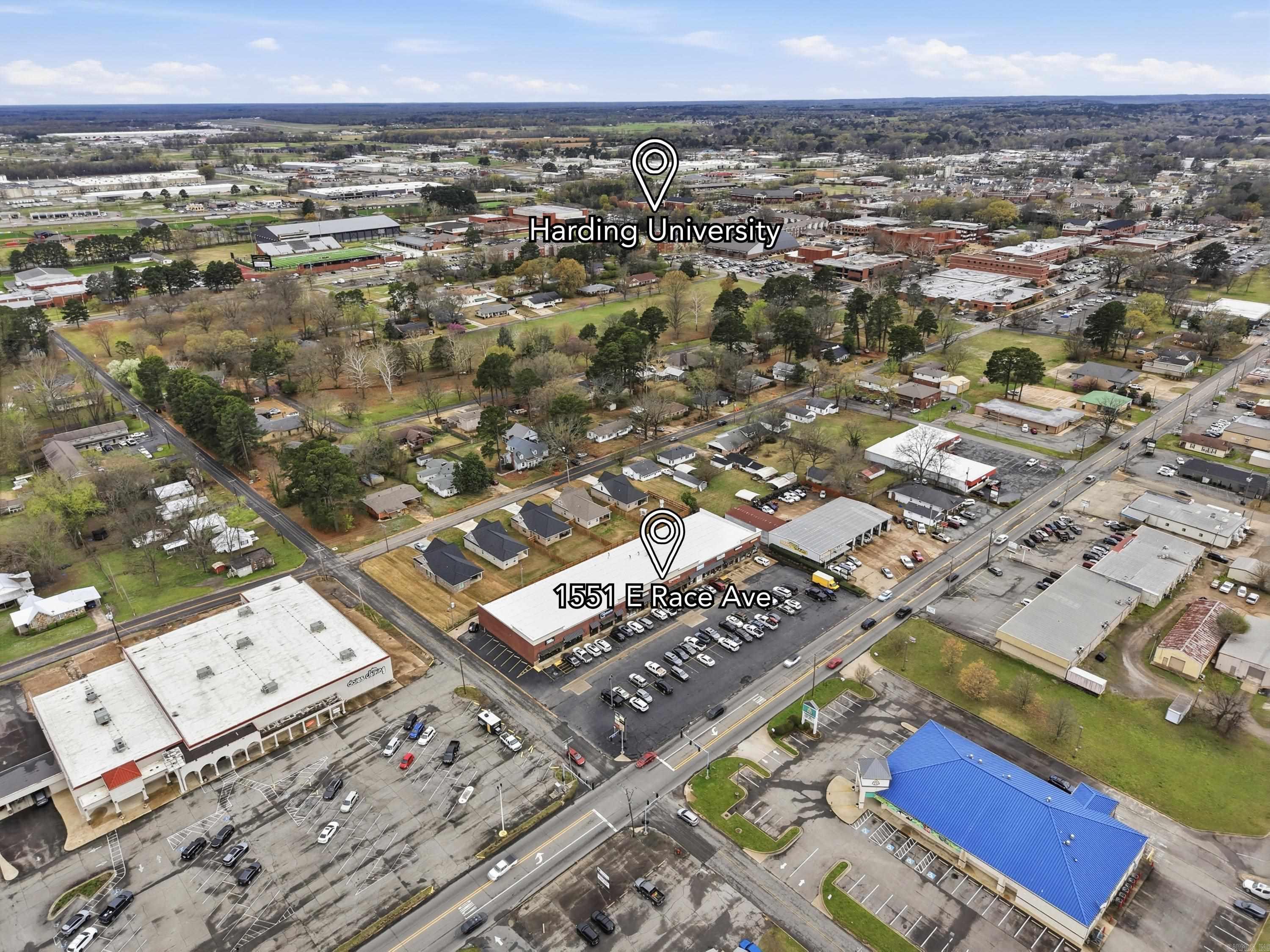 1551 E Race  Searcy, AR