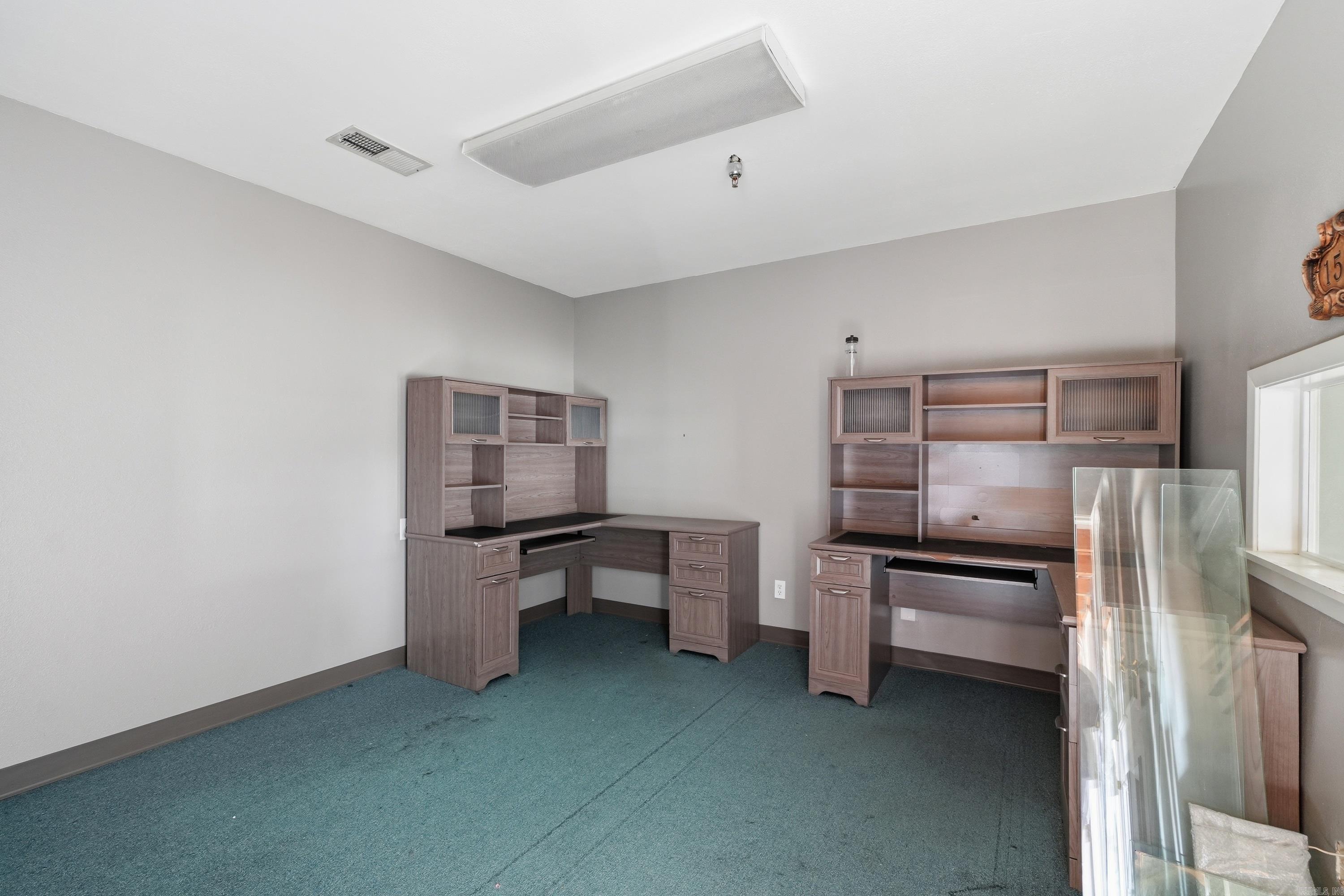 1551 E Race  Searcy, AR