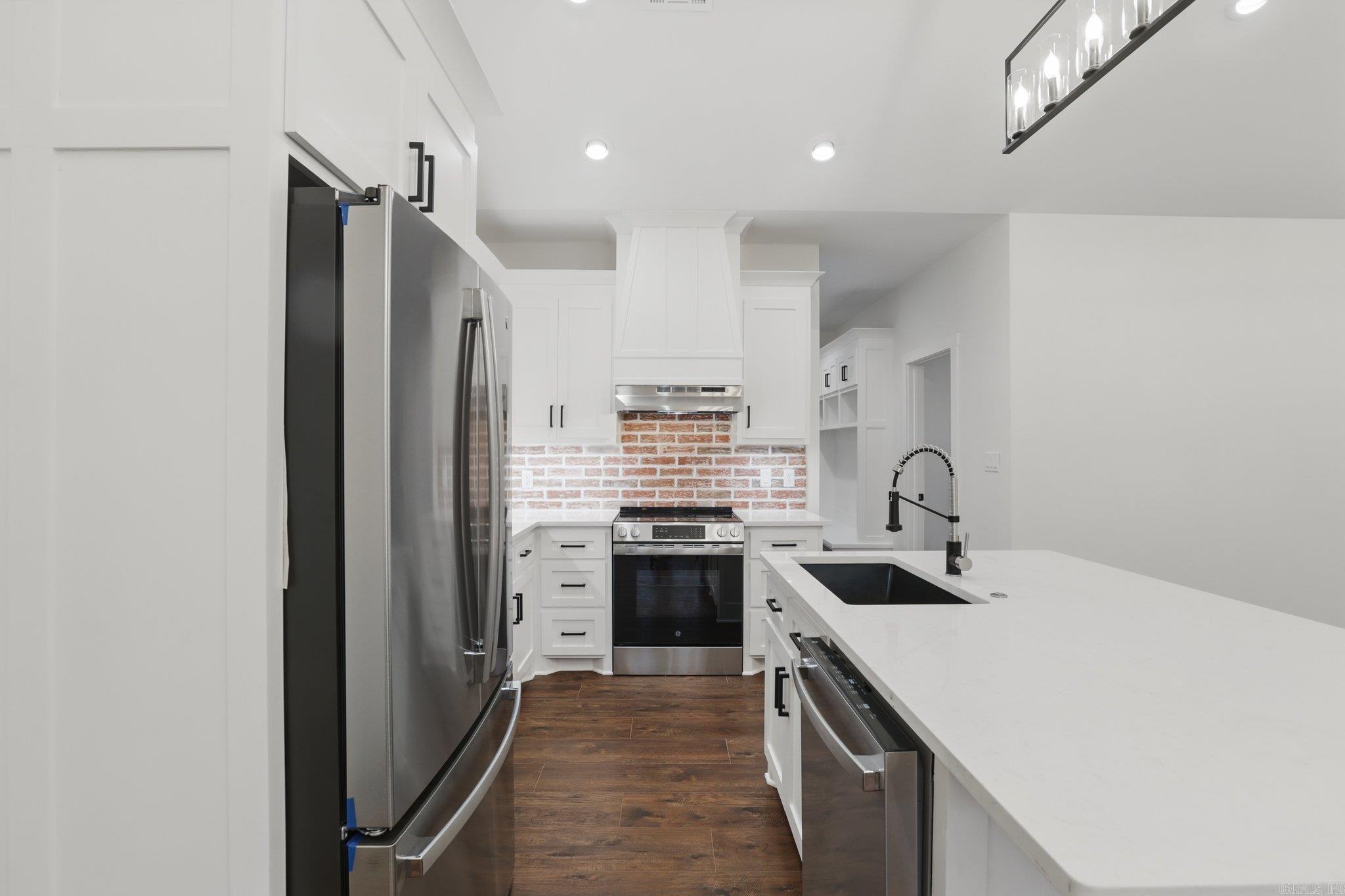 249 SPRINGBROOK DRIVE  Hot Springs, AR