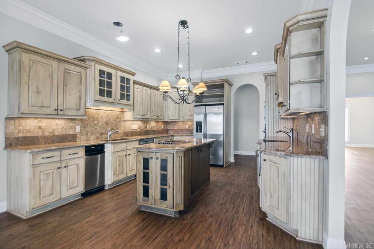 6805 Kensington  Benton, AR