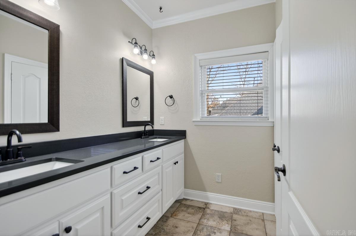 6805 Kensington  Benton, AR