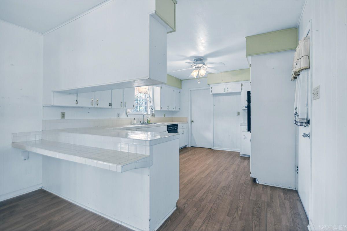 15602 Oakcrest  Little Rock, AR