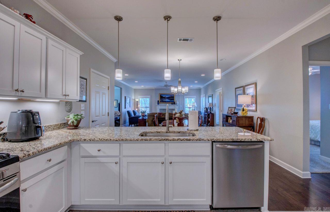 293 Mountain Terrace Circle  Maumelle, AR