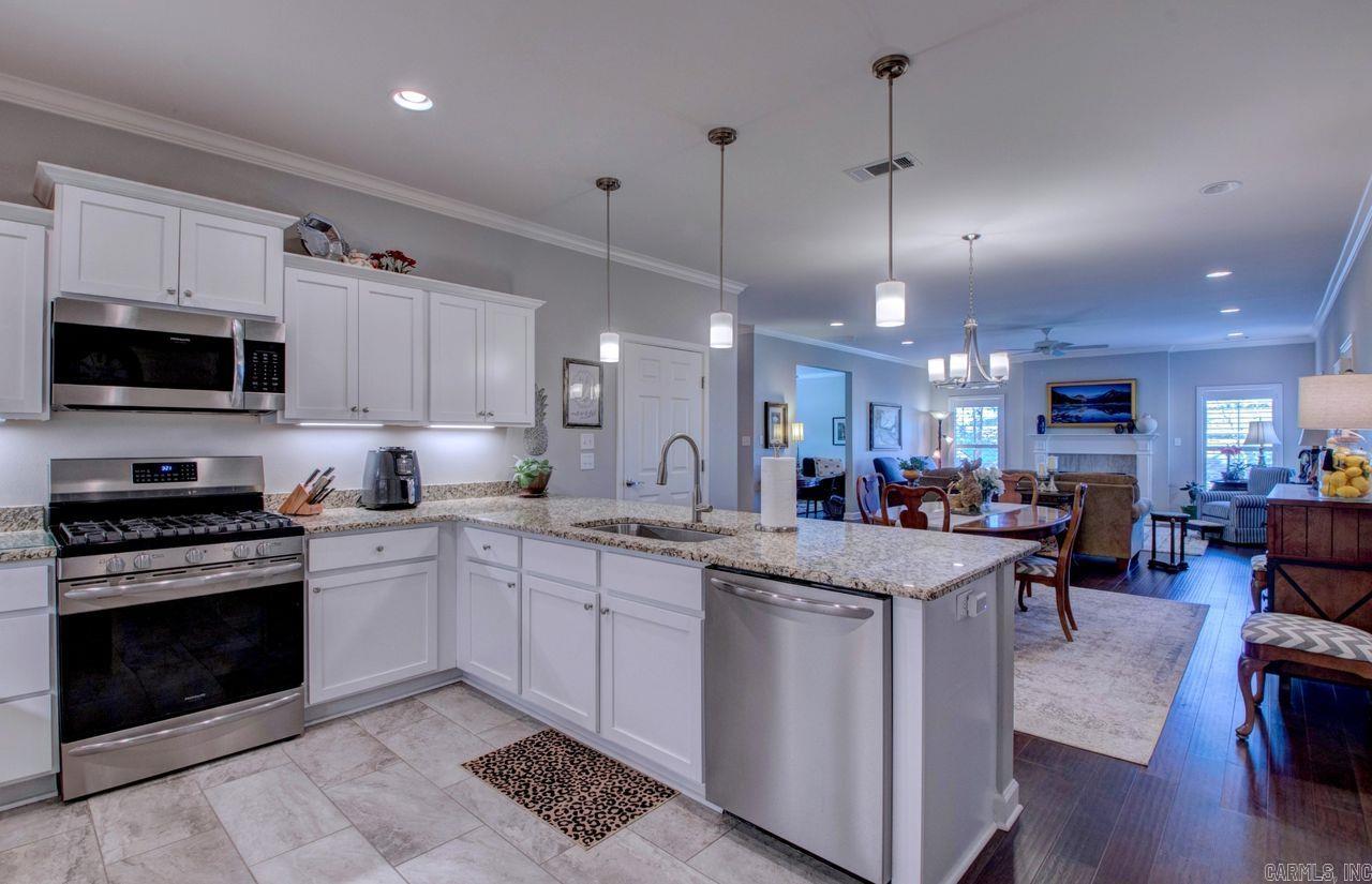 293 Mountain Terrace Circle  Maumelle, AR