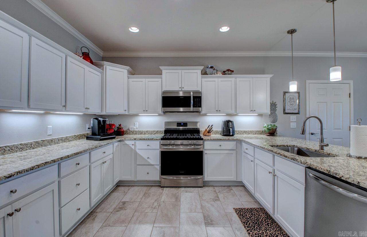 293 Mountain Terrace Circle  Maumelle, AR