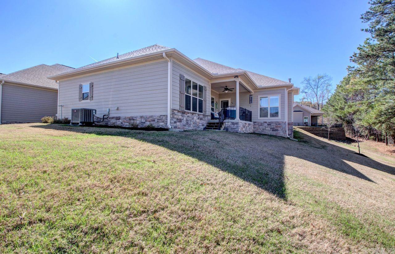 293 Mountain Terrace Circle  Maumelle, AR