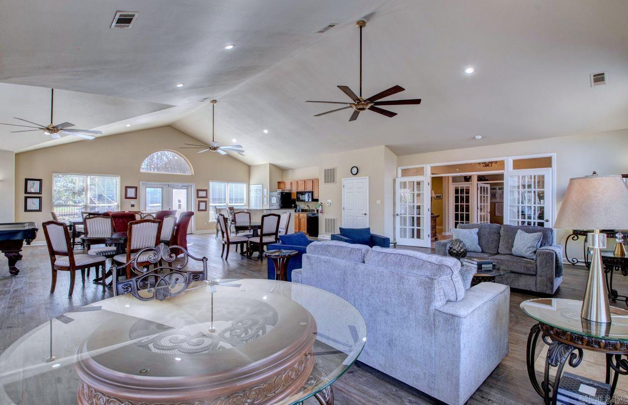 293 Mountain Terrace Circle  Maumelle, AR