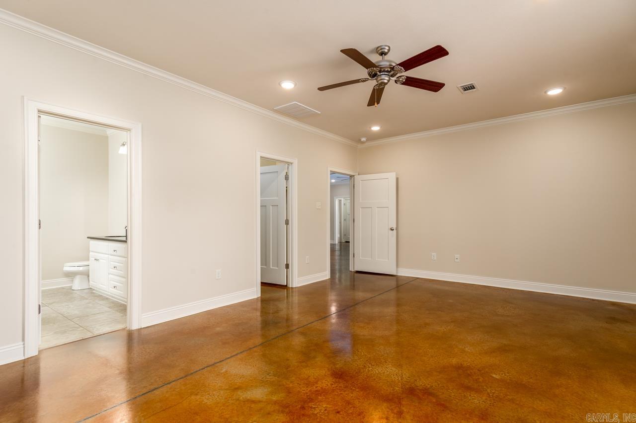 2535 EIGHTEEN  Conway, AR