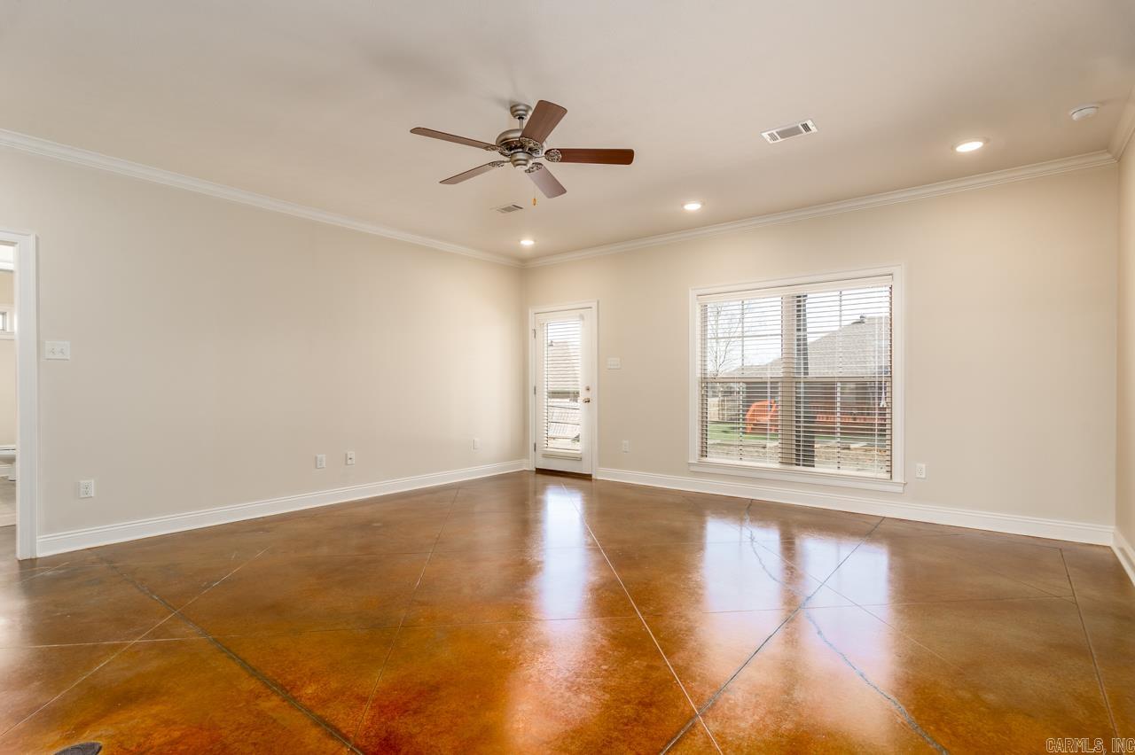 2535 EIGHTEEN  Conway, AR