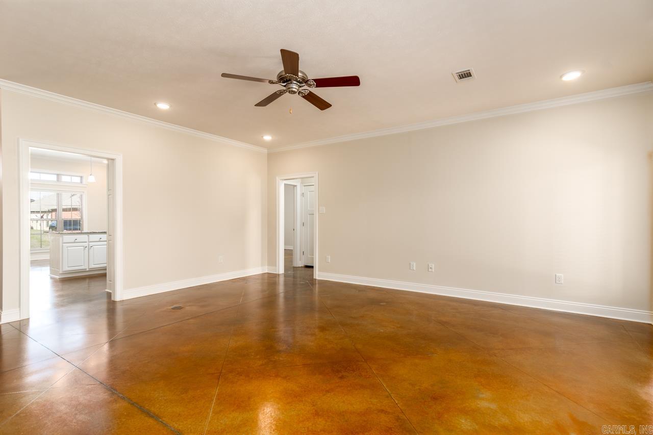 2535 EIGHTEEN  Conway, AR