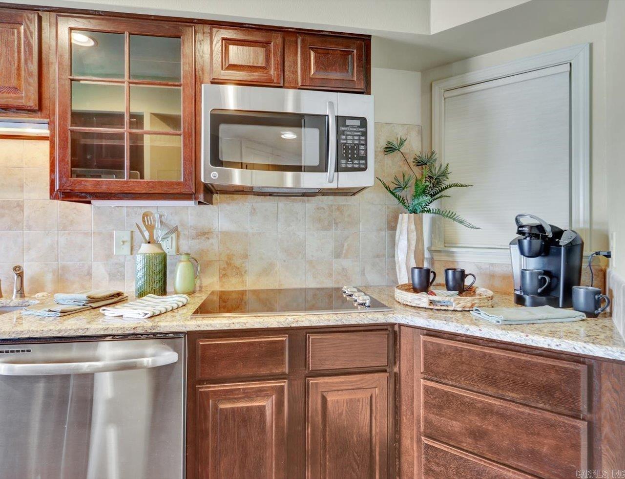 101 Long Island  Hot Springs, AR