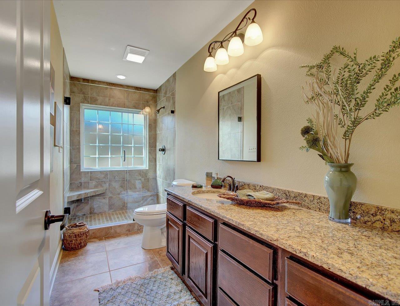 101 Long Island  Hot Springs, AR