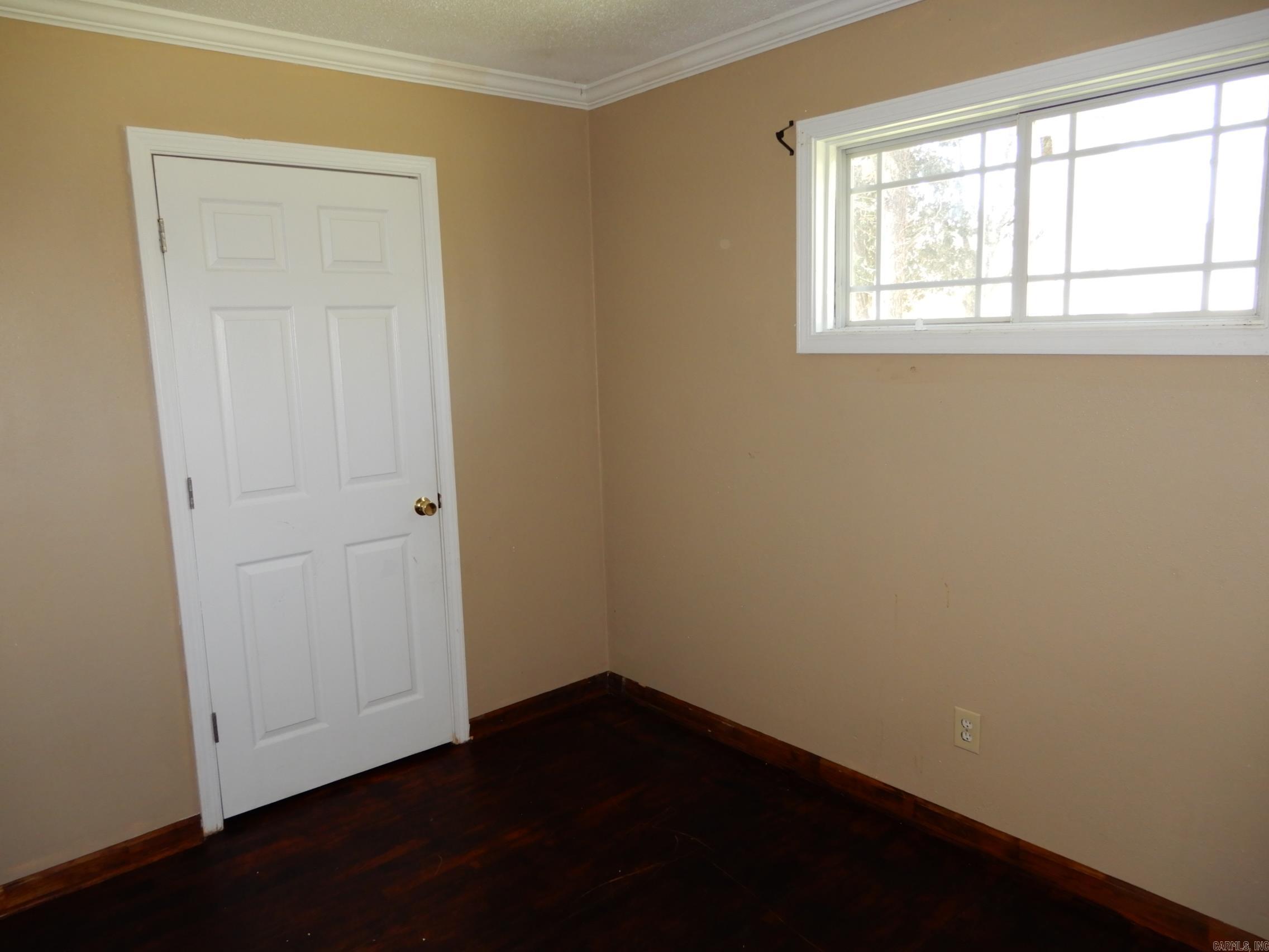 901 West  Kensett, AR