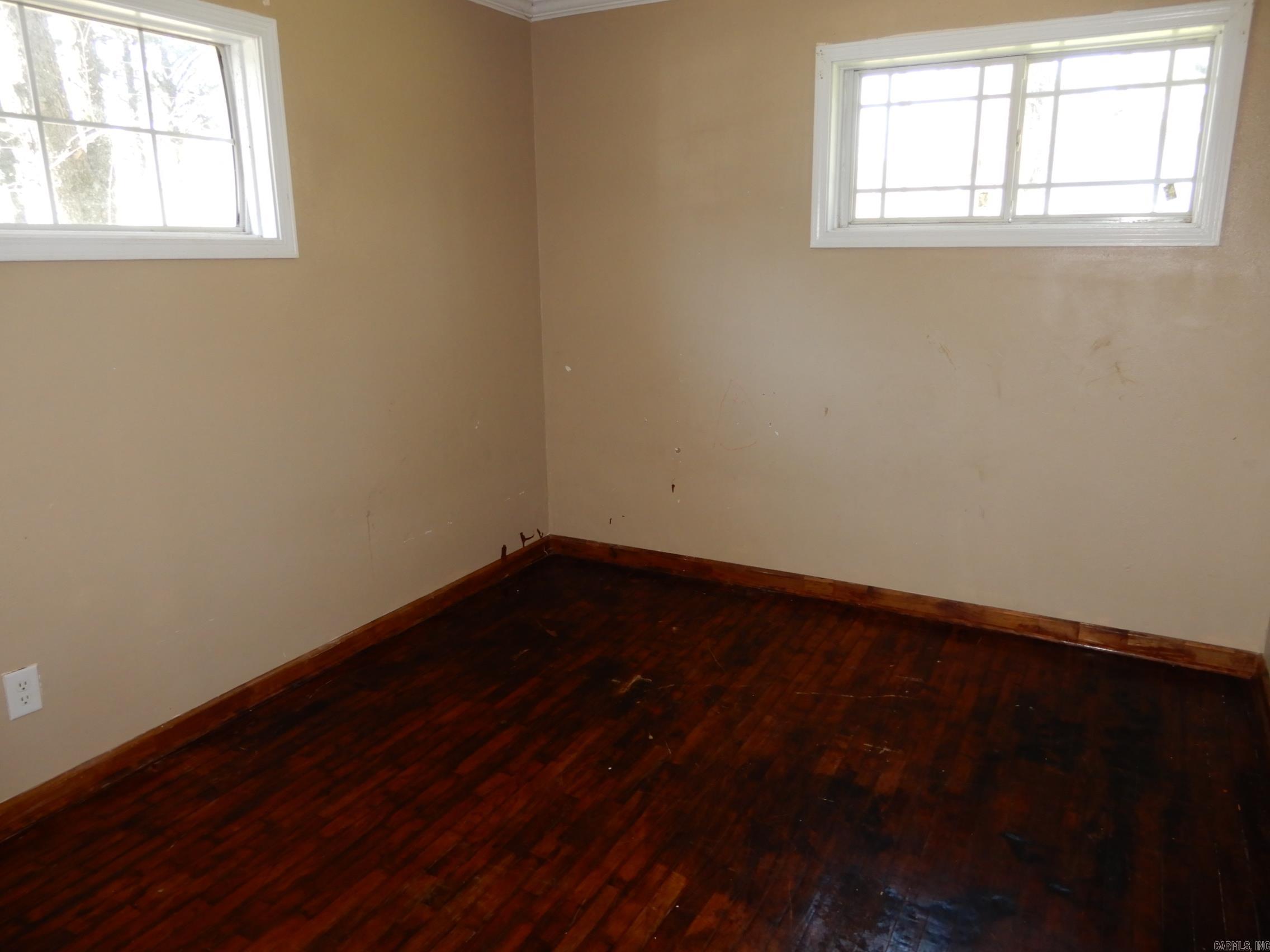 901 West  Kensett, AR