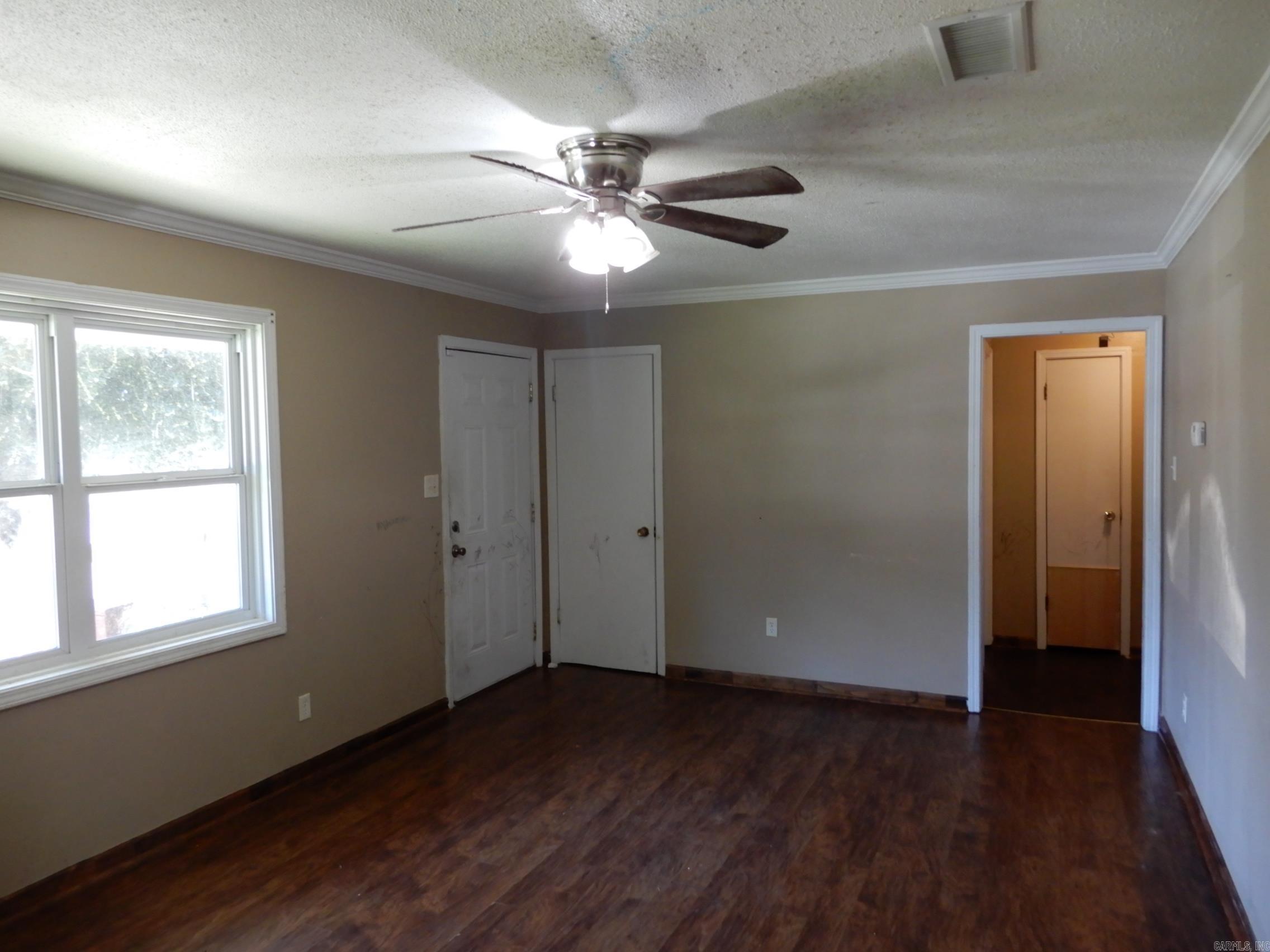 901 West  Kensett, AR