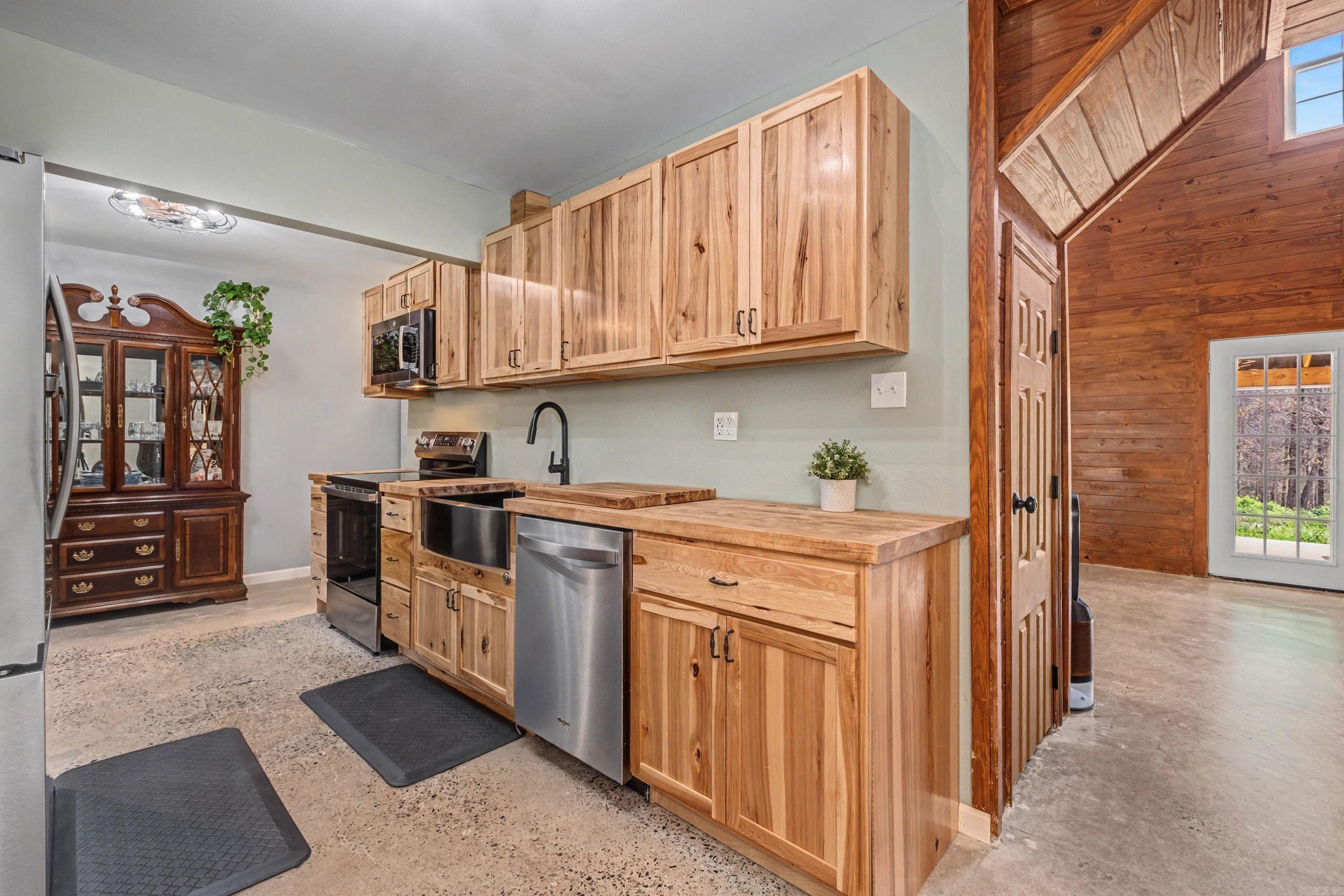 38 Crestview Rd  Conway, AR